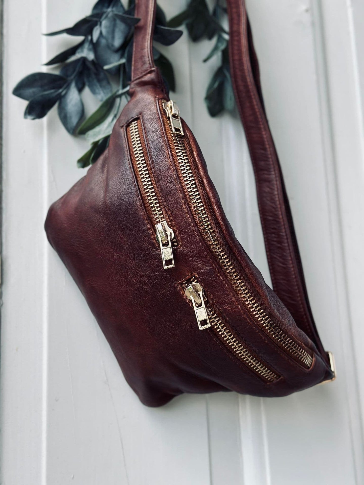 Bumbag SPRING Dark cognac - VIAMAJA.DK