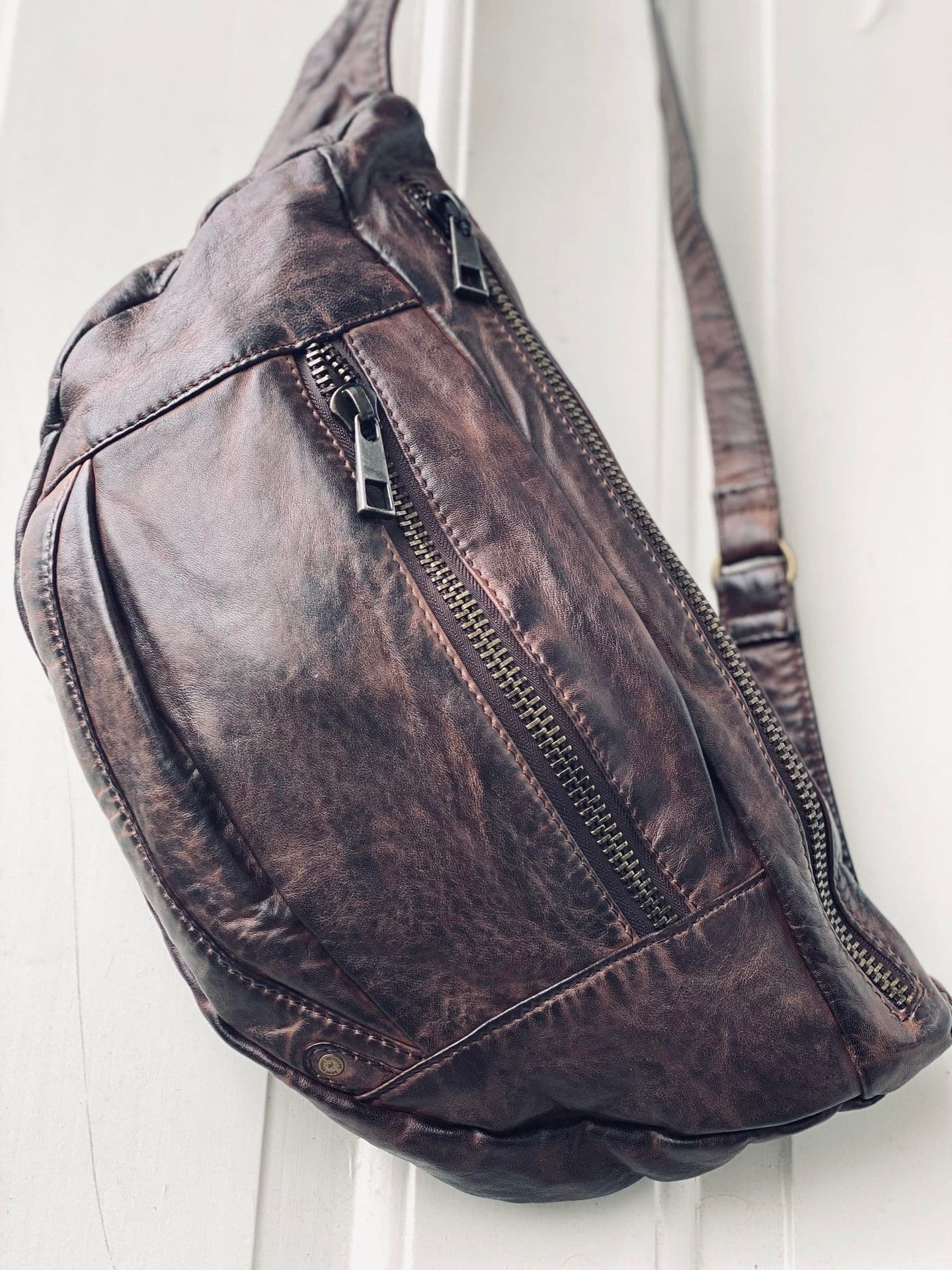 Bumbag XL MIRA - Brown - VIAMAJA.DK