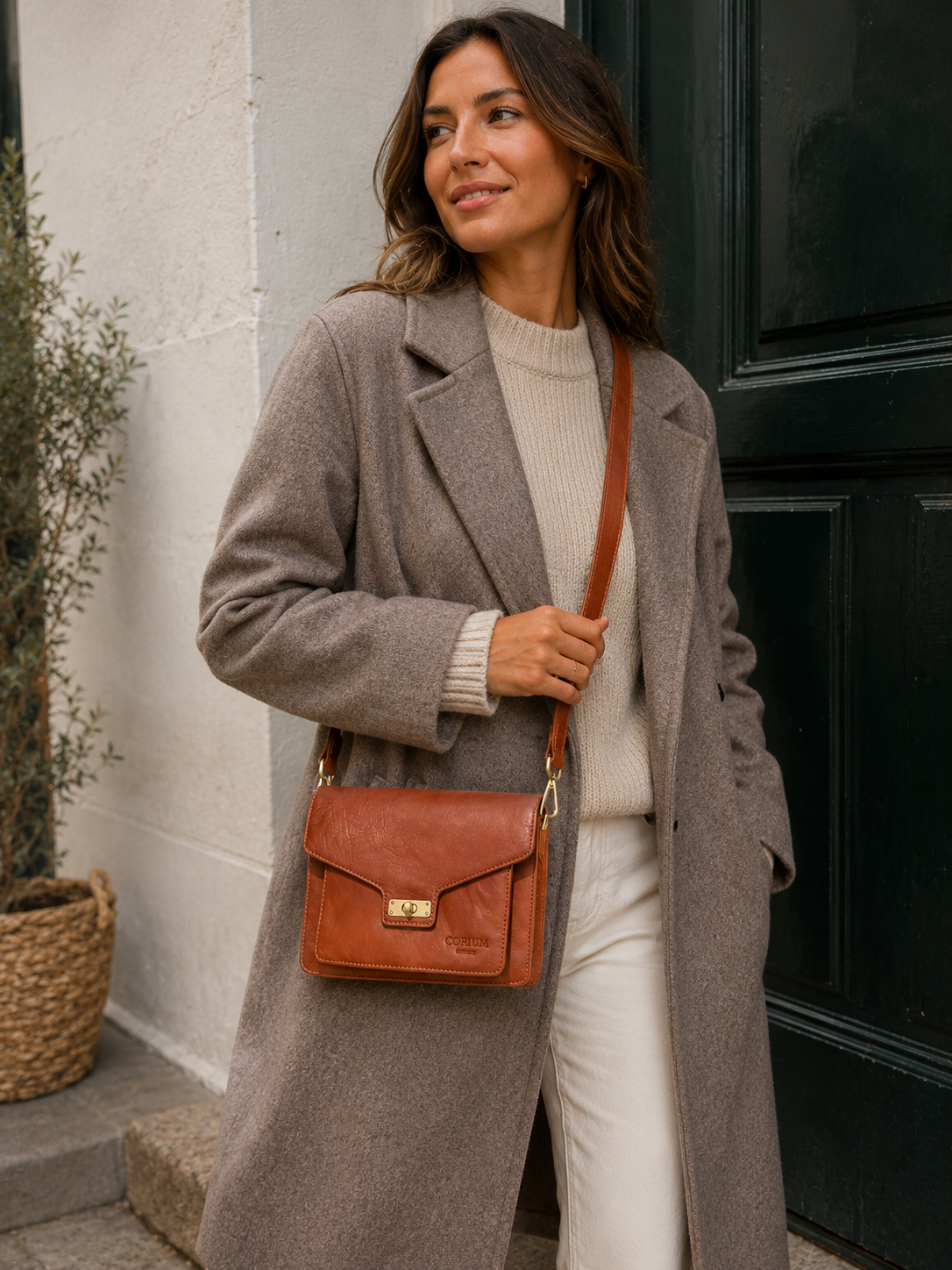 Box bag - new cognac