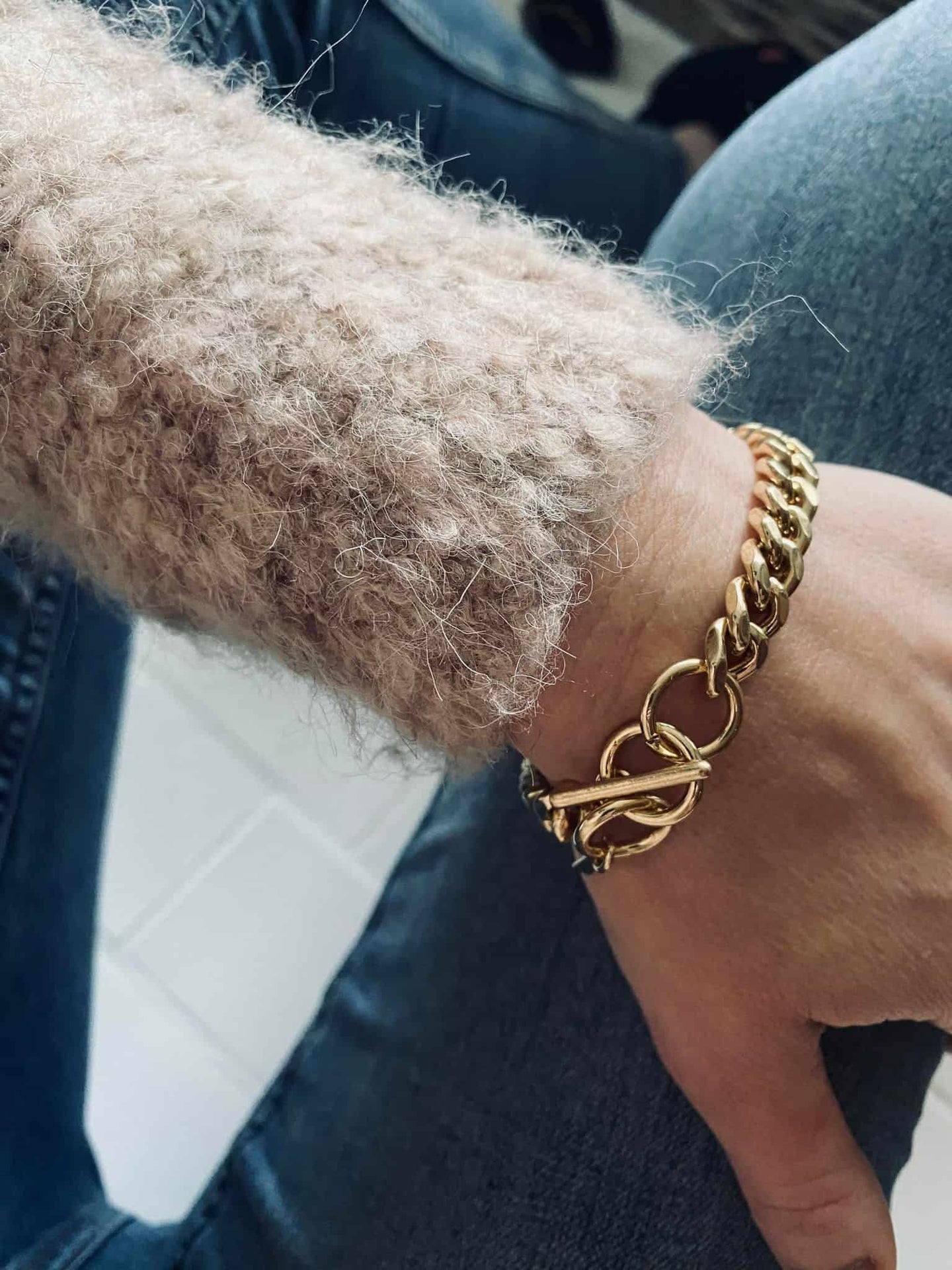 Chunky armbånd // Guldbelagt - VIAMAJA.DK