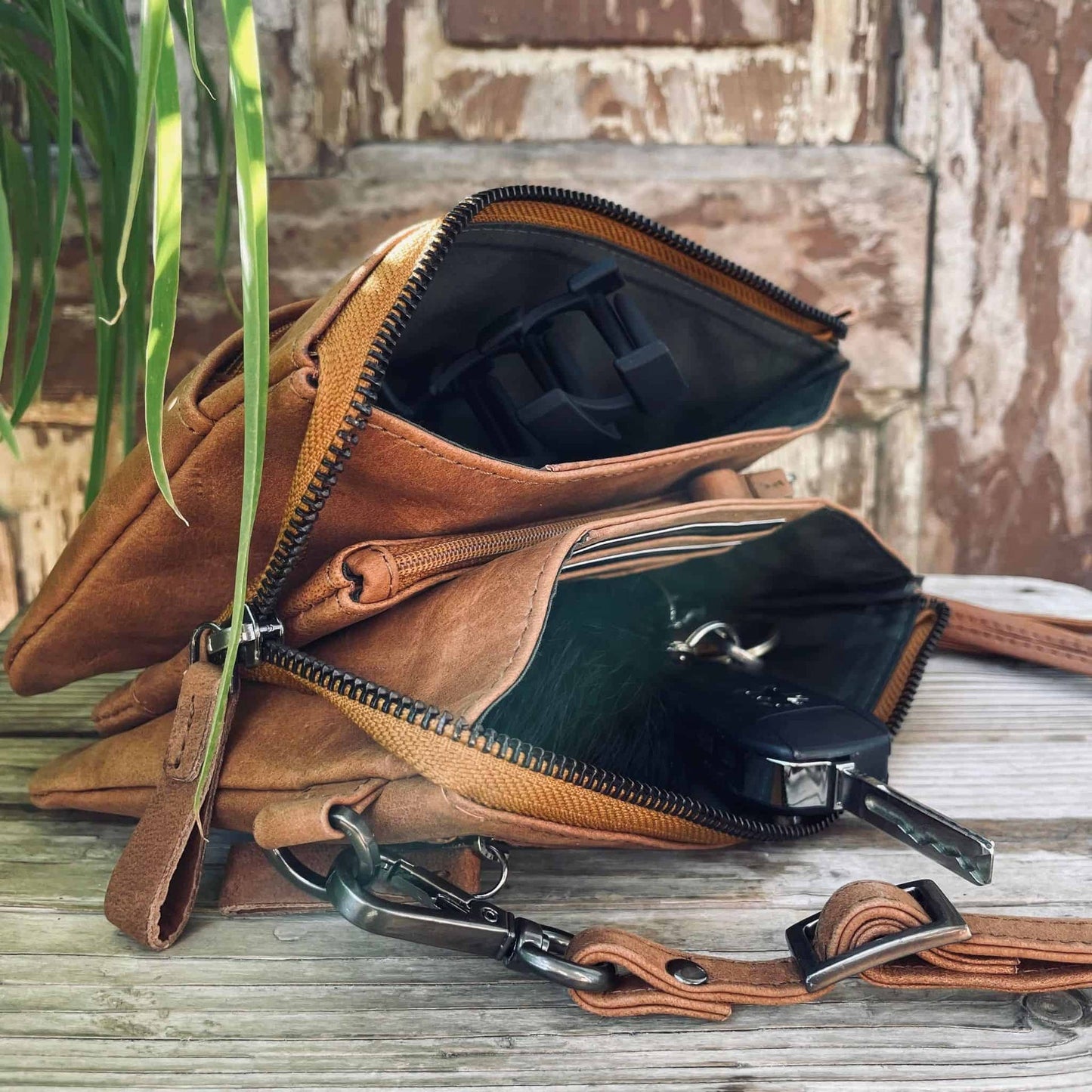 Clutch ASTA m. lang rem & strop, Cognac - VIAMAJA.DK