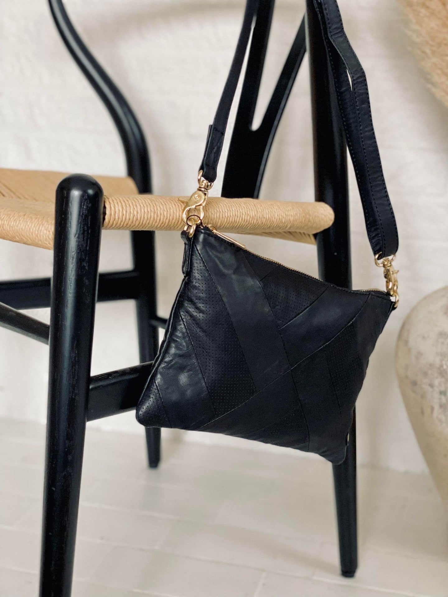 Clutch - Black HALLY i blød skind - VIAMAJA.DK