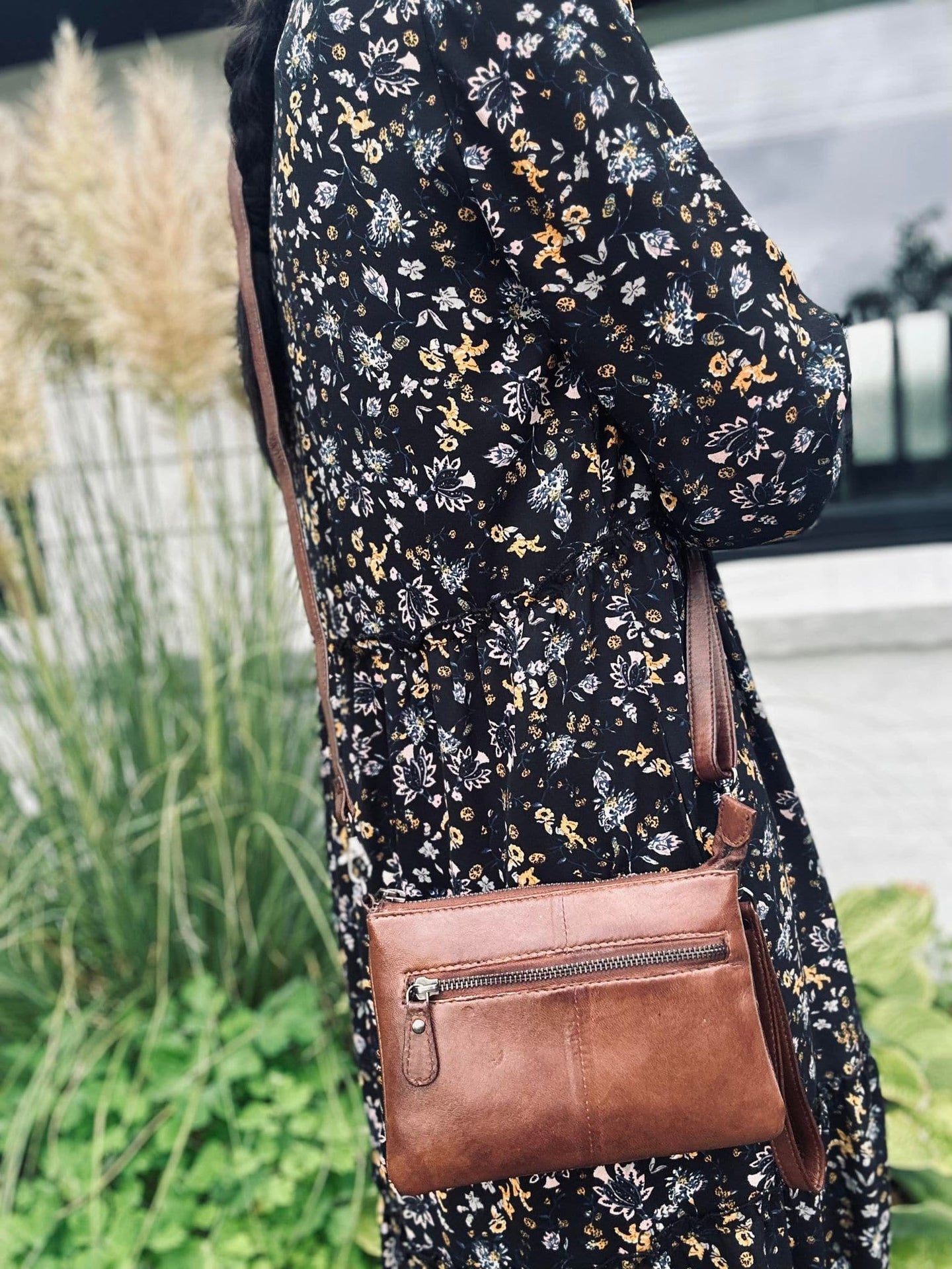 Clutch leather - Dark cognac - VIAMAJA.DK