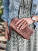 Clutch MILO in hochwertiger Lederqualität – CHESTNUT