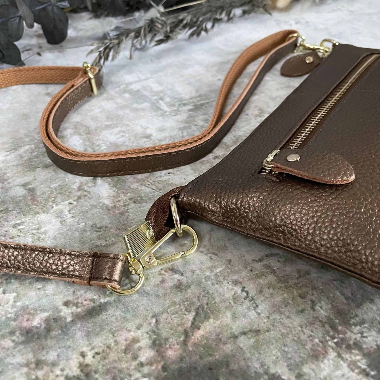 Clutch / taske OFELIA - Bronze - VIAMAJA.DK