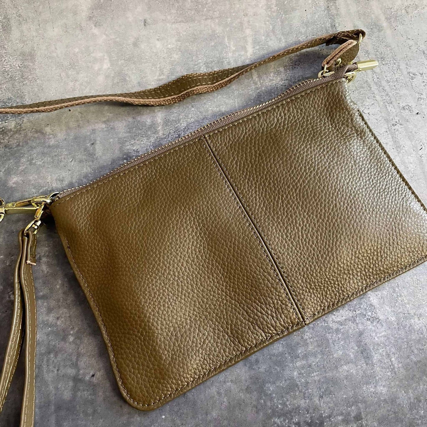 Clutch / taske OFELIA Khaki - VIAMAJA.DK