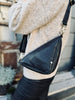 Cool black HALLY dreieckige Crossbody / Bauchtasche