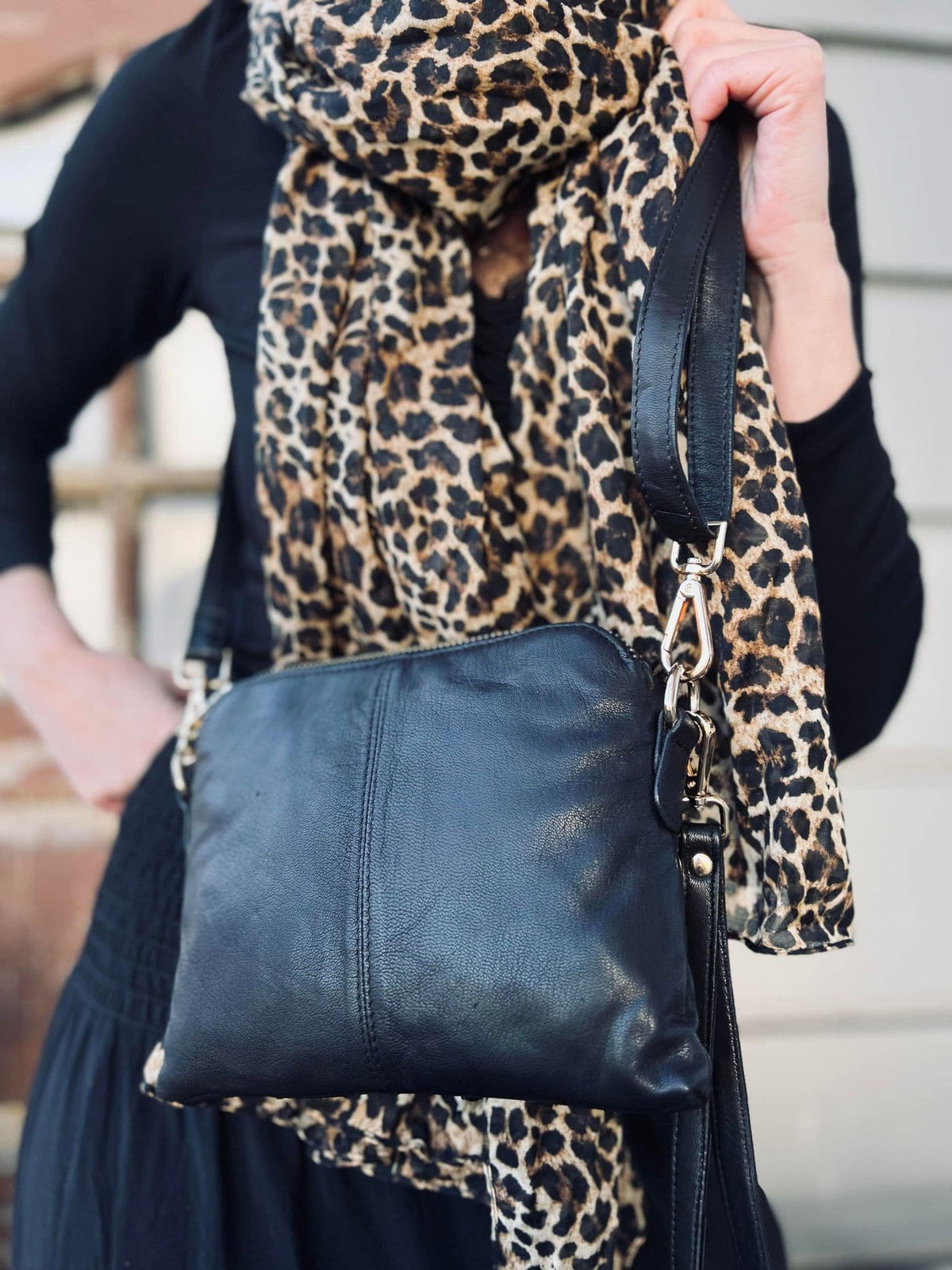 Crossbody clutch ALICE Black - Taskerem medfølger - VIAMAJA.DK