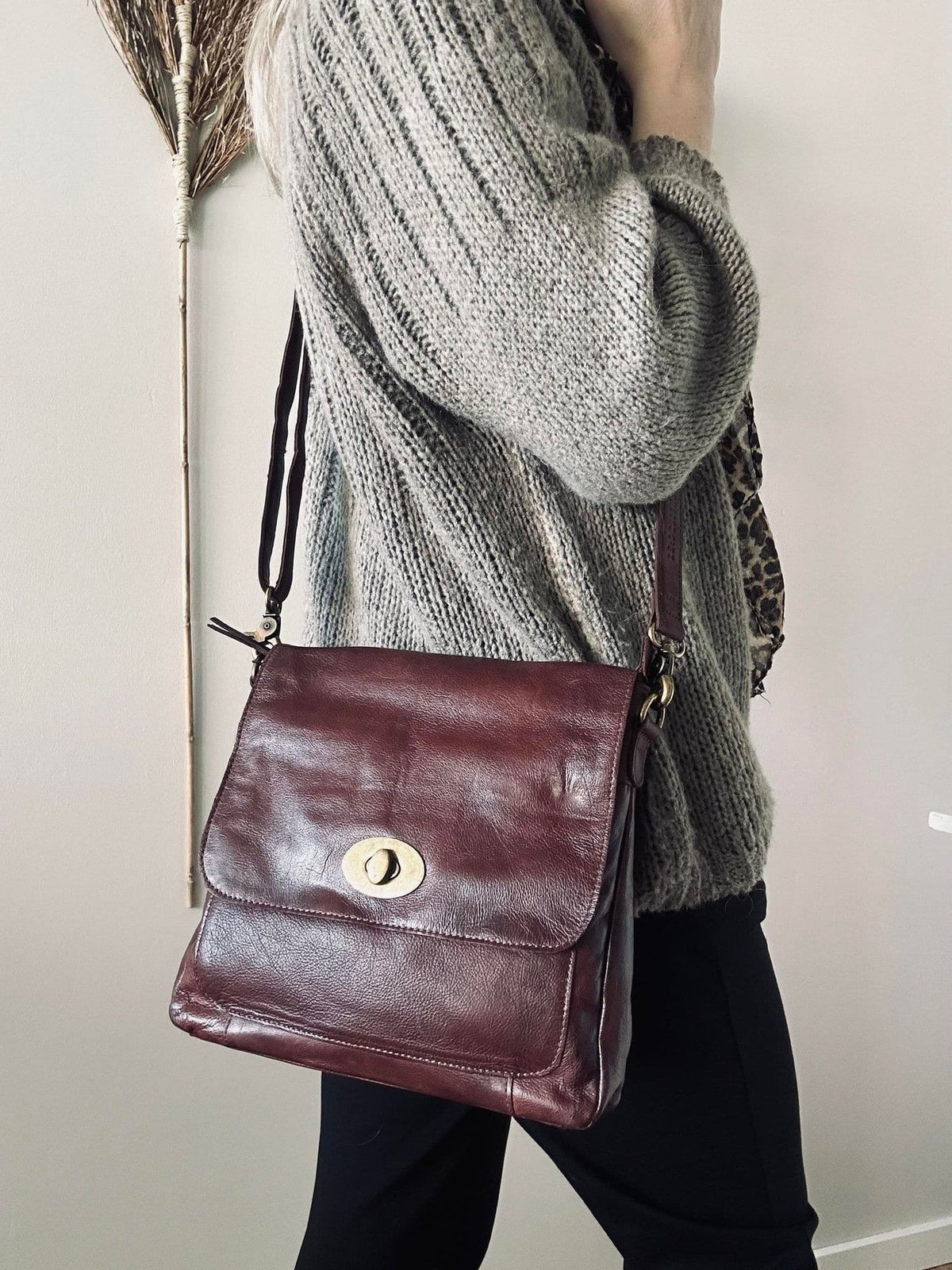 Crossbody Ella Brown - VIAMAJA.DK