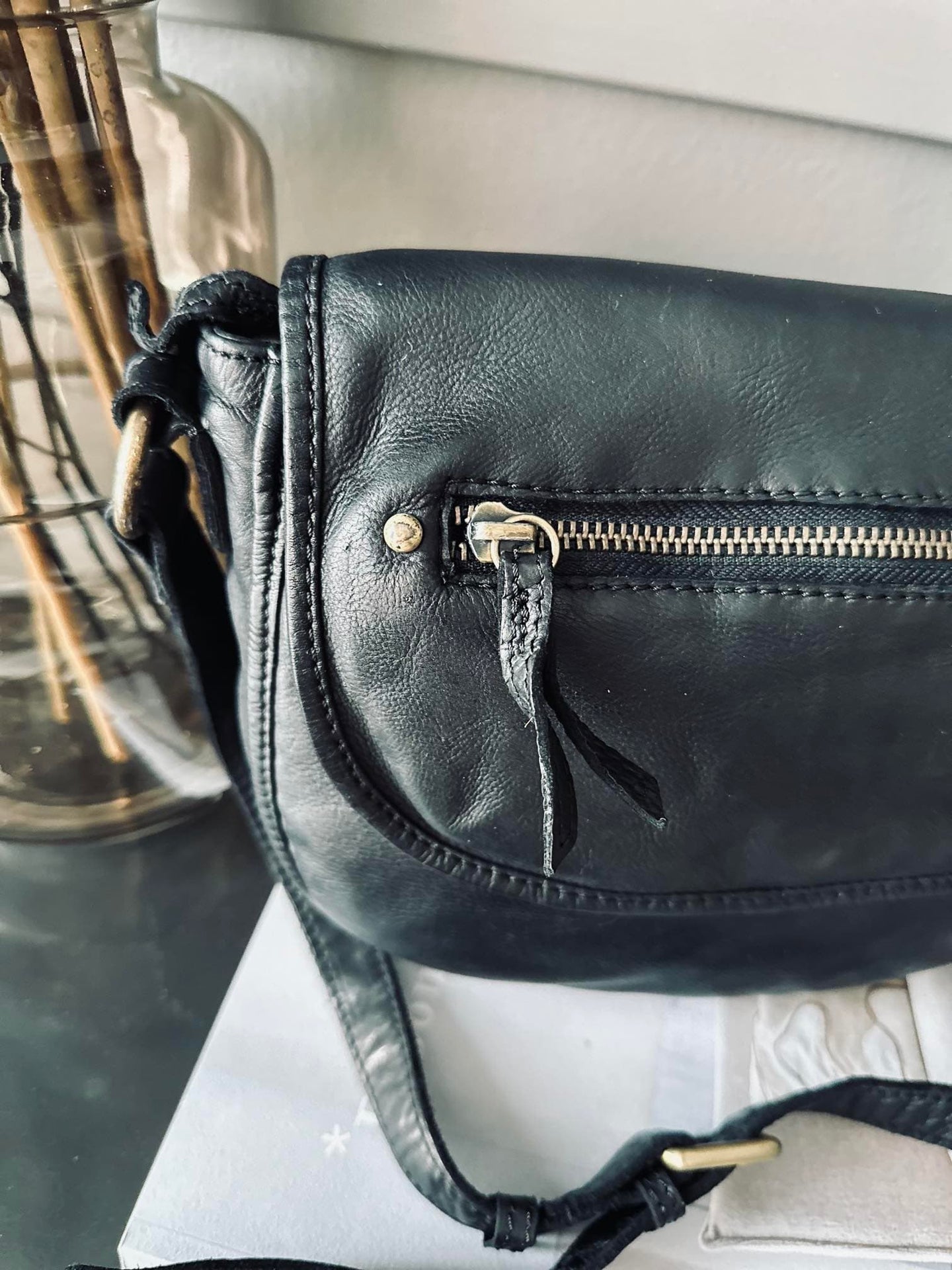 Crossbody Emily Raw Boheme – Black - VIAMAJA.DK