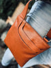 Crossbody GRY – Cognac ultra weiches Kalbsleder