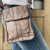 Crossbody in weicher Lederqualität - Nordic Brown