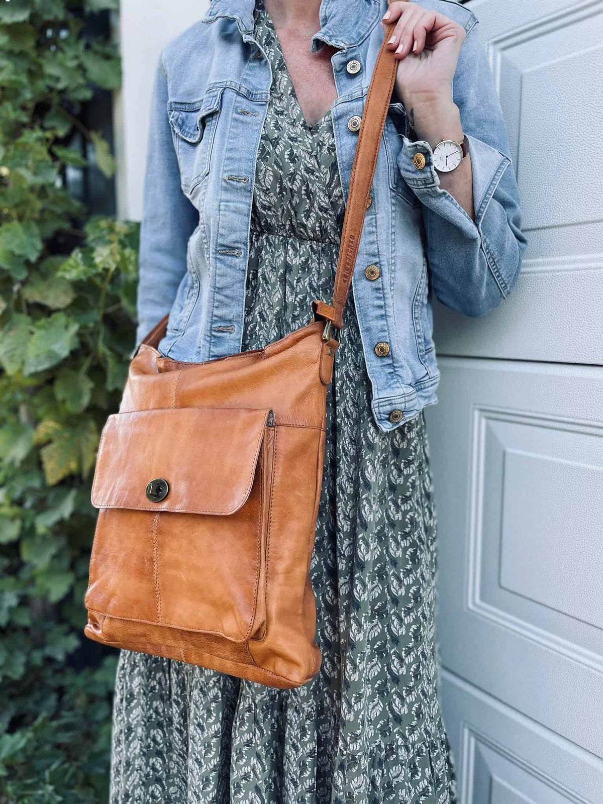 Crossbody JACO BIG – Cognac - VIAMAJA.DK
