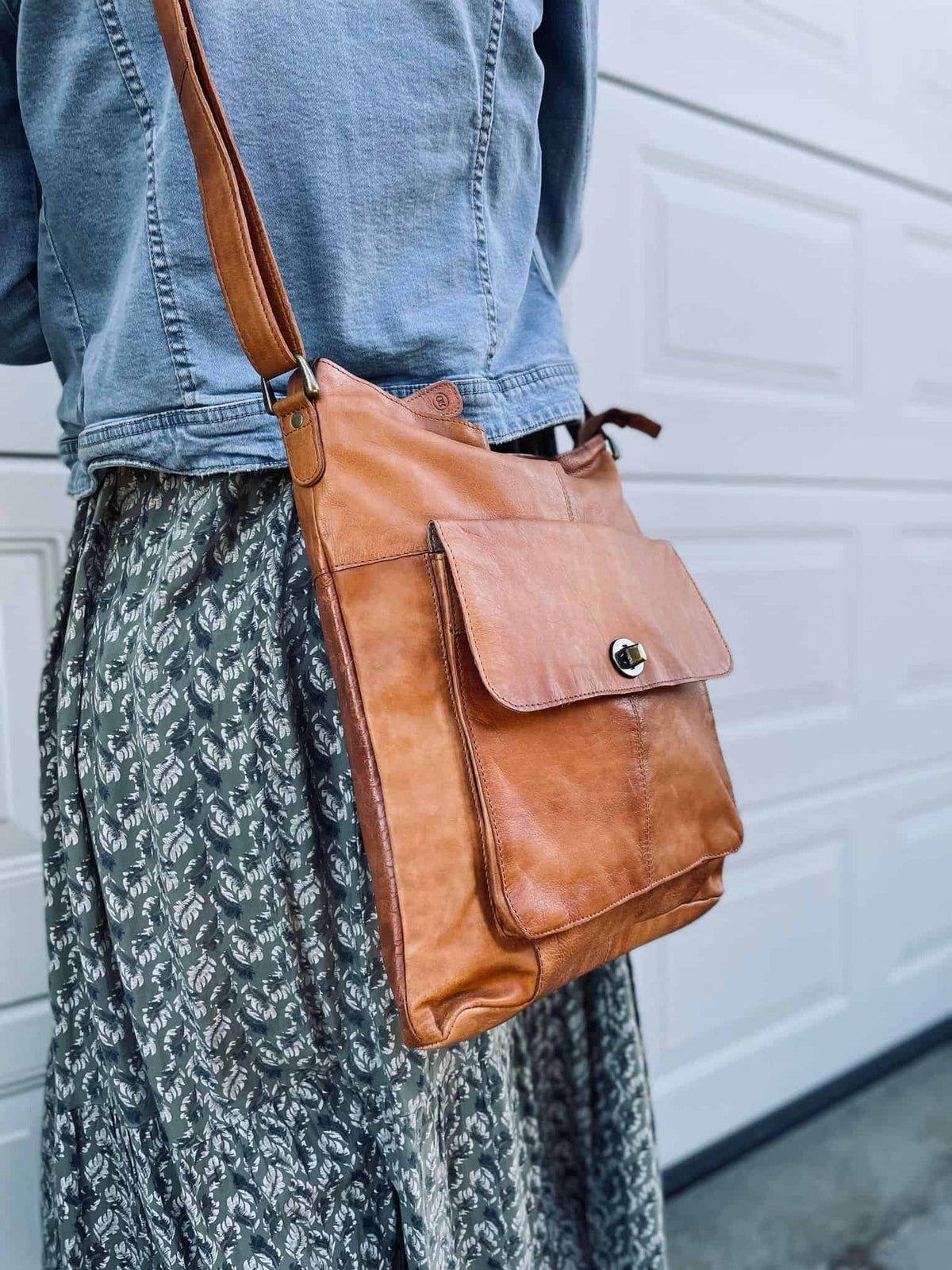 Crossbody JACO BIG – Cognac - VIAMAJA.DK