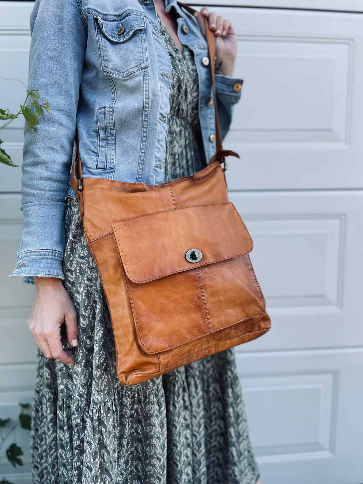 Crossbody JACO BIG – Cognac - VIAMAJA.DK