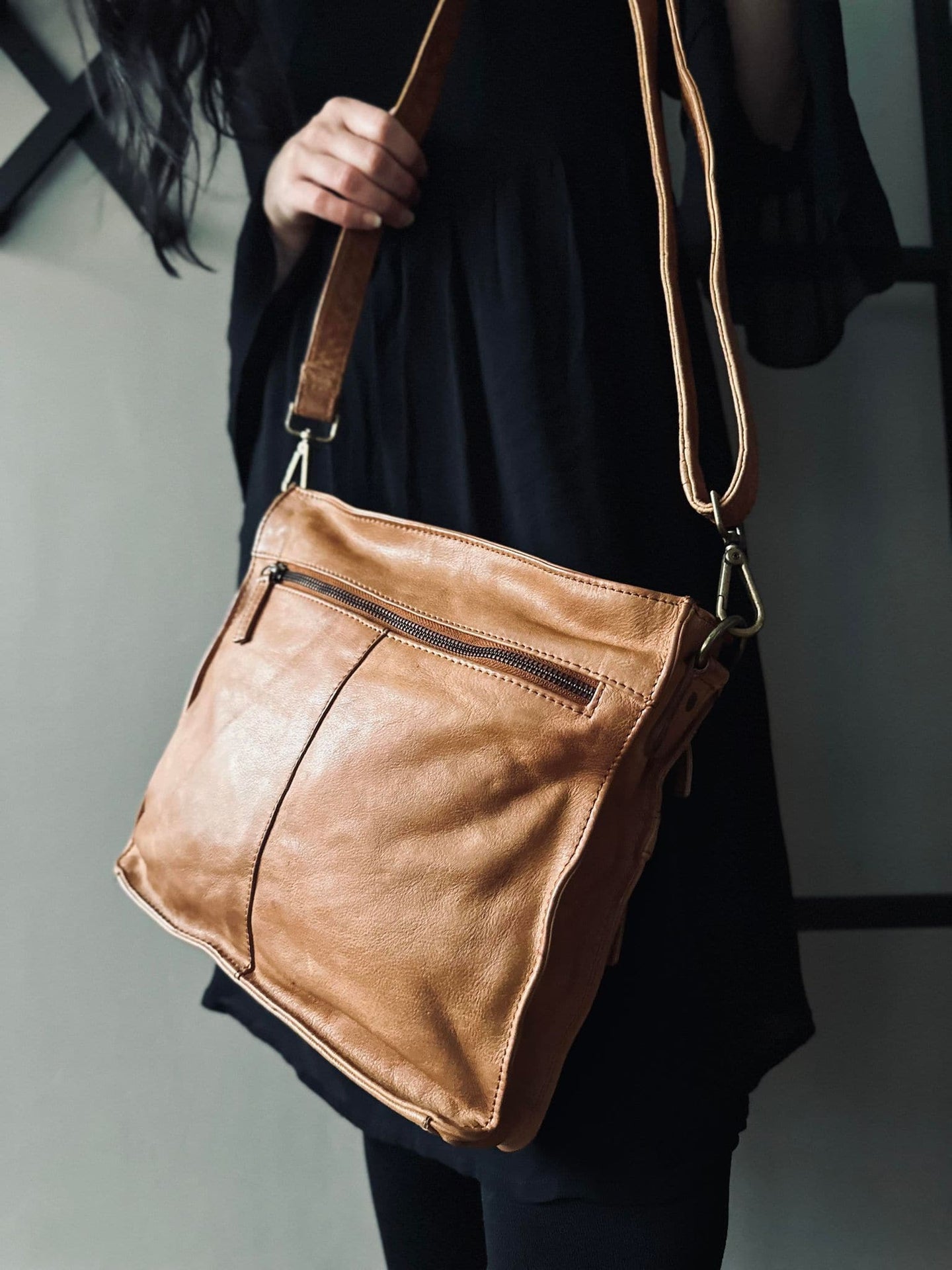 Crossbody MILANO Cognac - VIAMAJA.DK