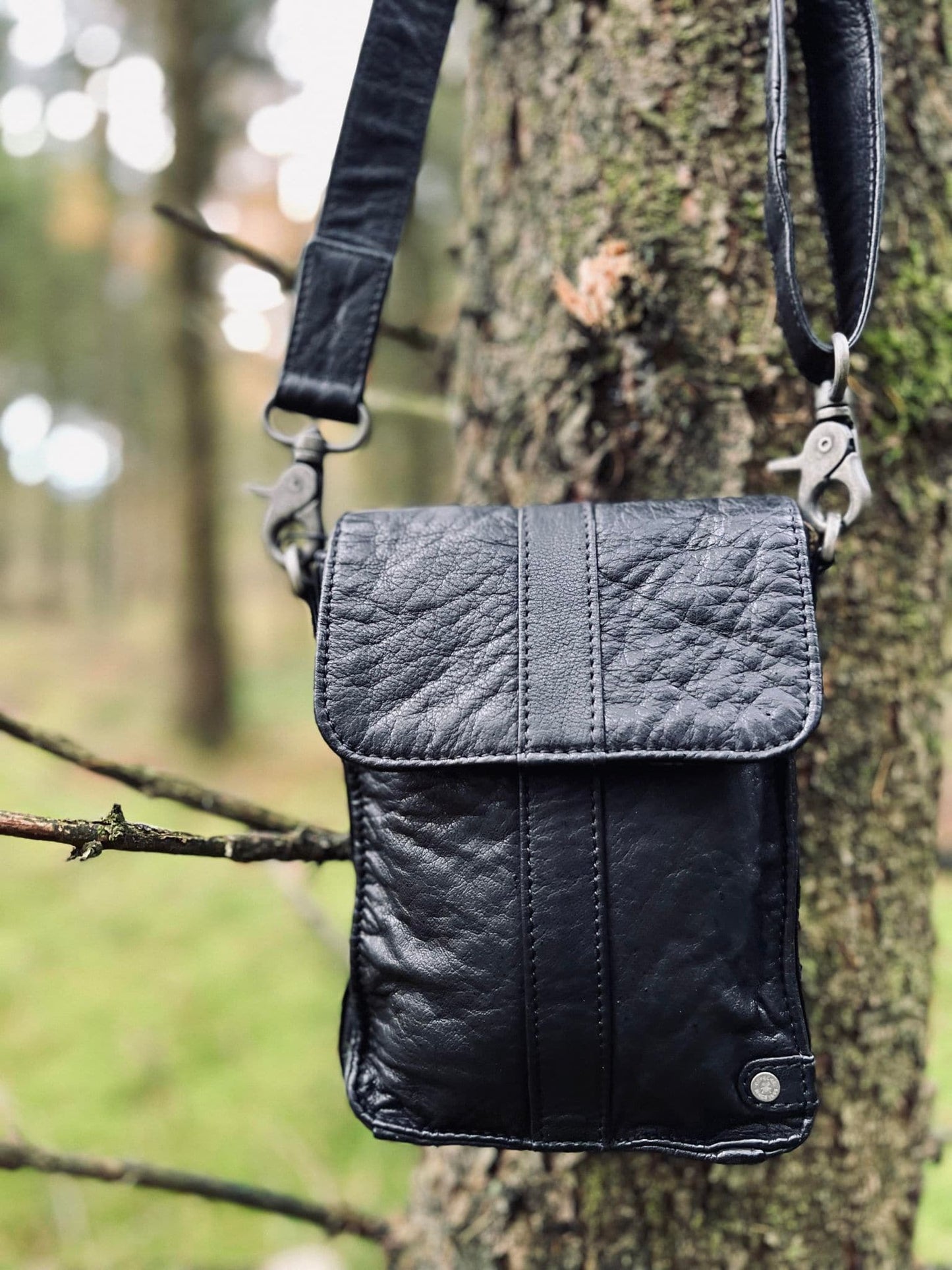 Crossbody OLLIE - Blød kalveskind - VIAMAJA.DK