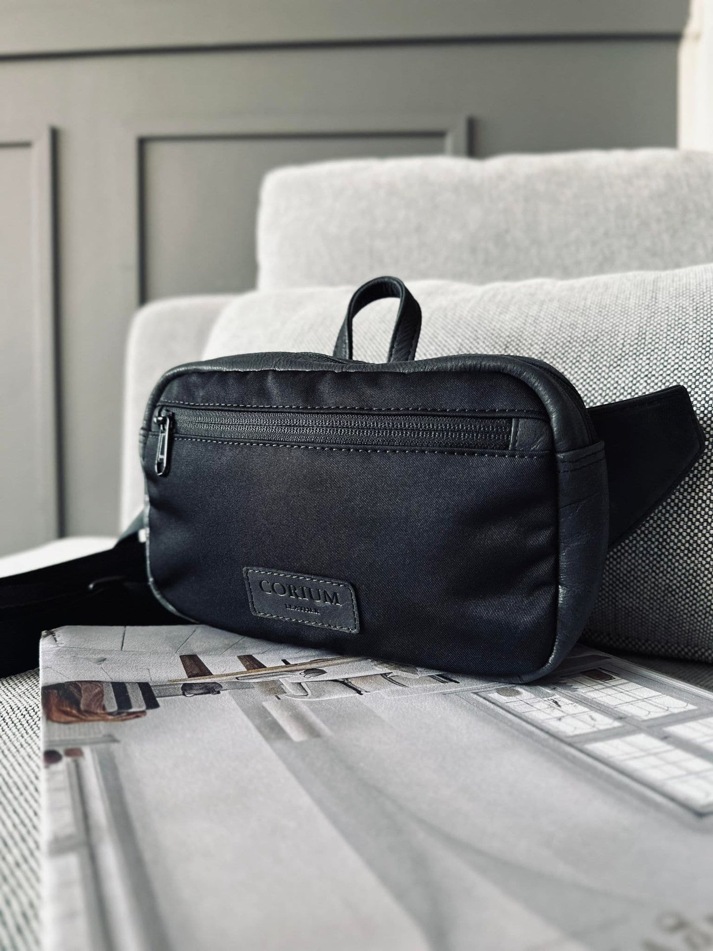 Crossbody Unisex - Nylon og læder - VIAMAJA.DK