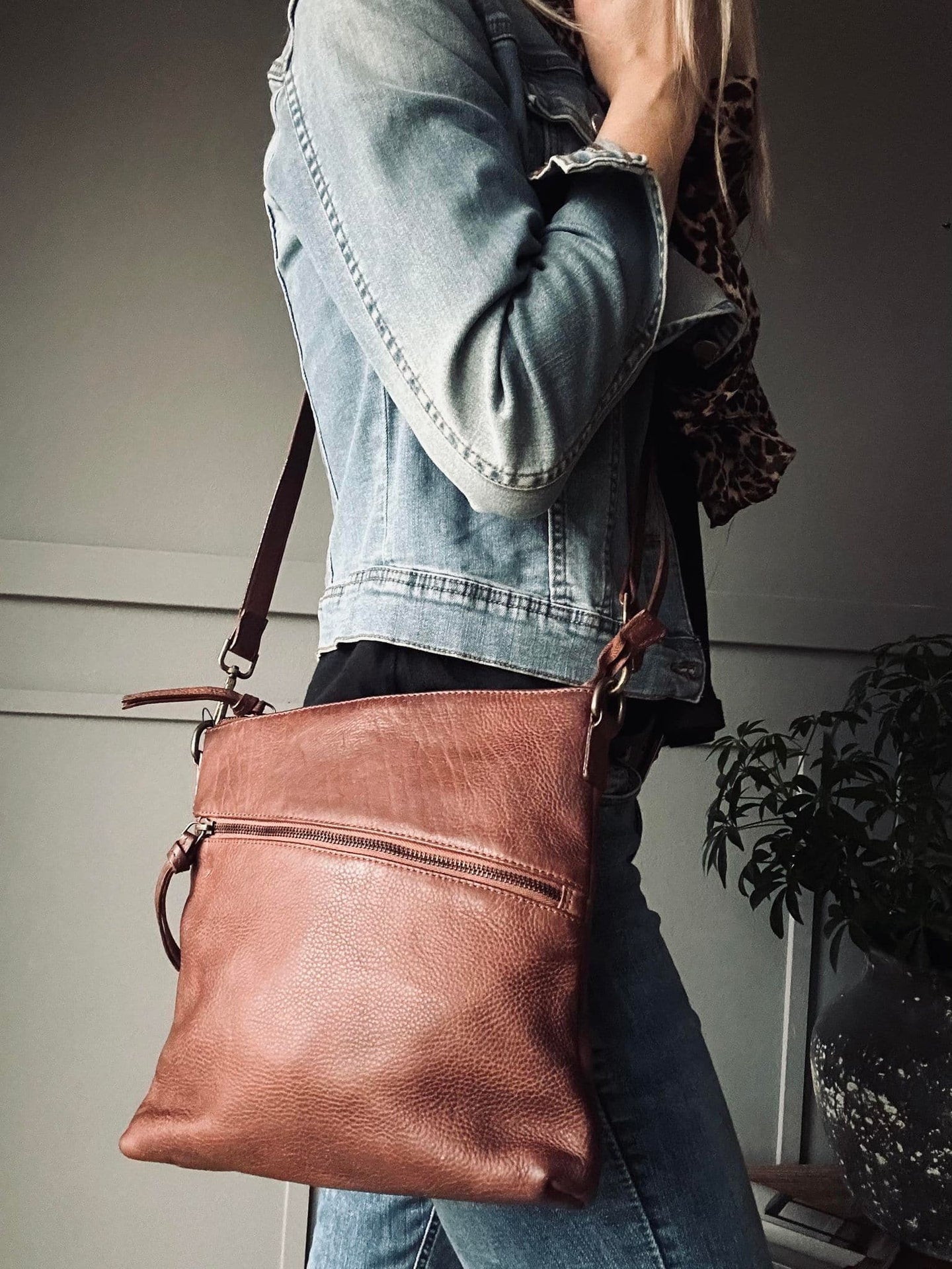 Crossover Annie Dark cognac - Washed cow - VIAMAJA.DK