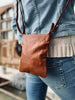 Crossover-Handytasche - OLINE Walnut