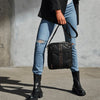 Crossover-Tasche mit runden Nieten – Deluxe-Qualität