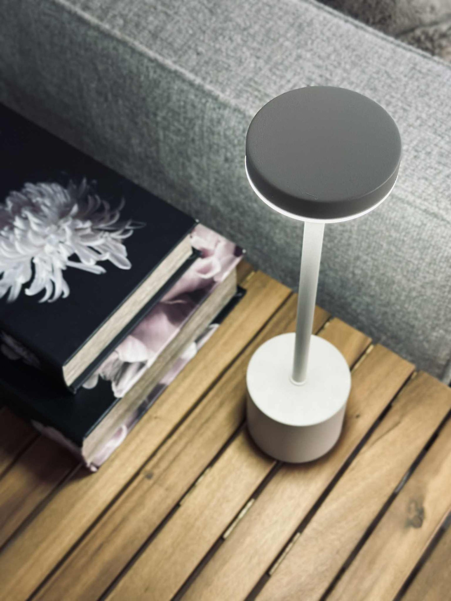 LED-Tischlampe KELLY Creme - wiederaufladbar