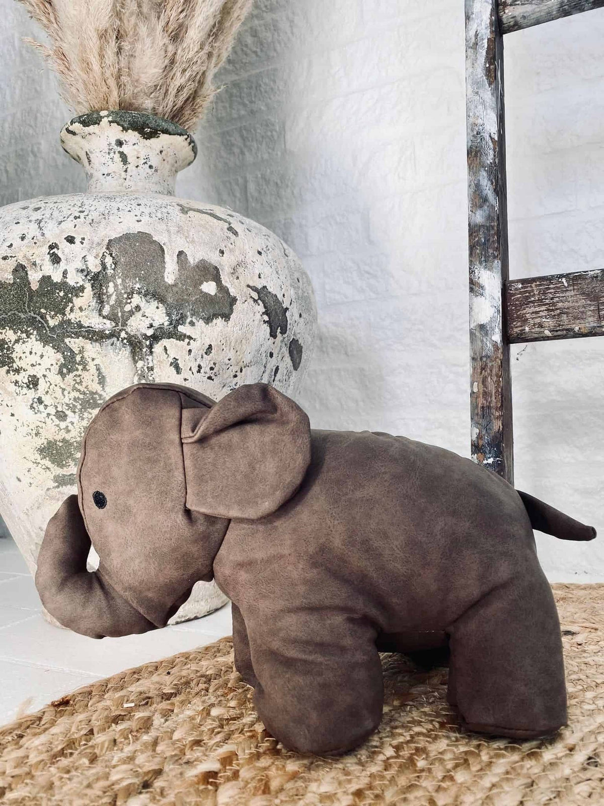 Dørstopper Elefant – Brun - VIAMAJA.DK