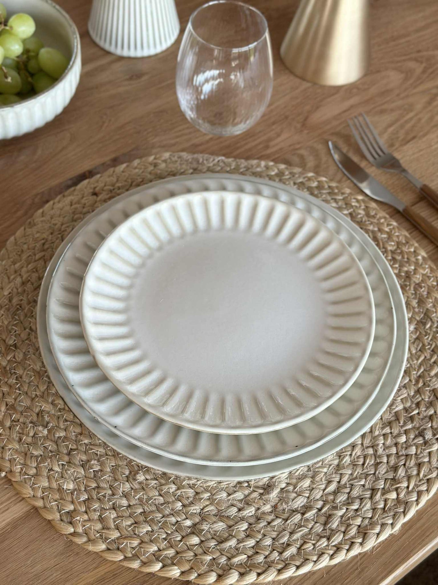 Teller VIGA Sand - Verschiedene Größen
