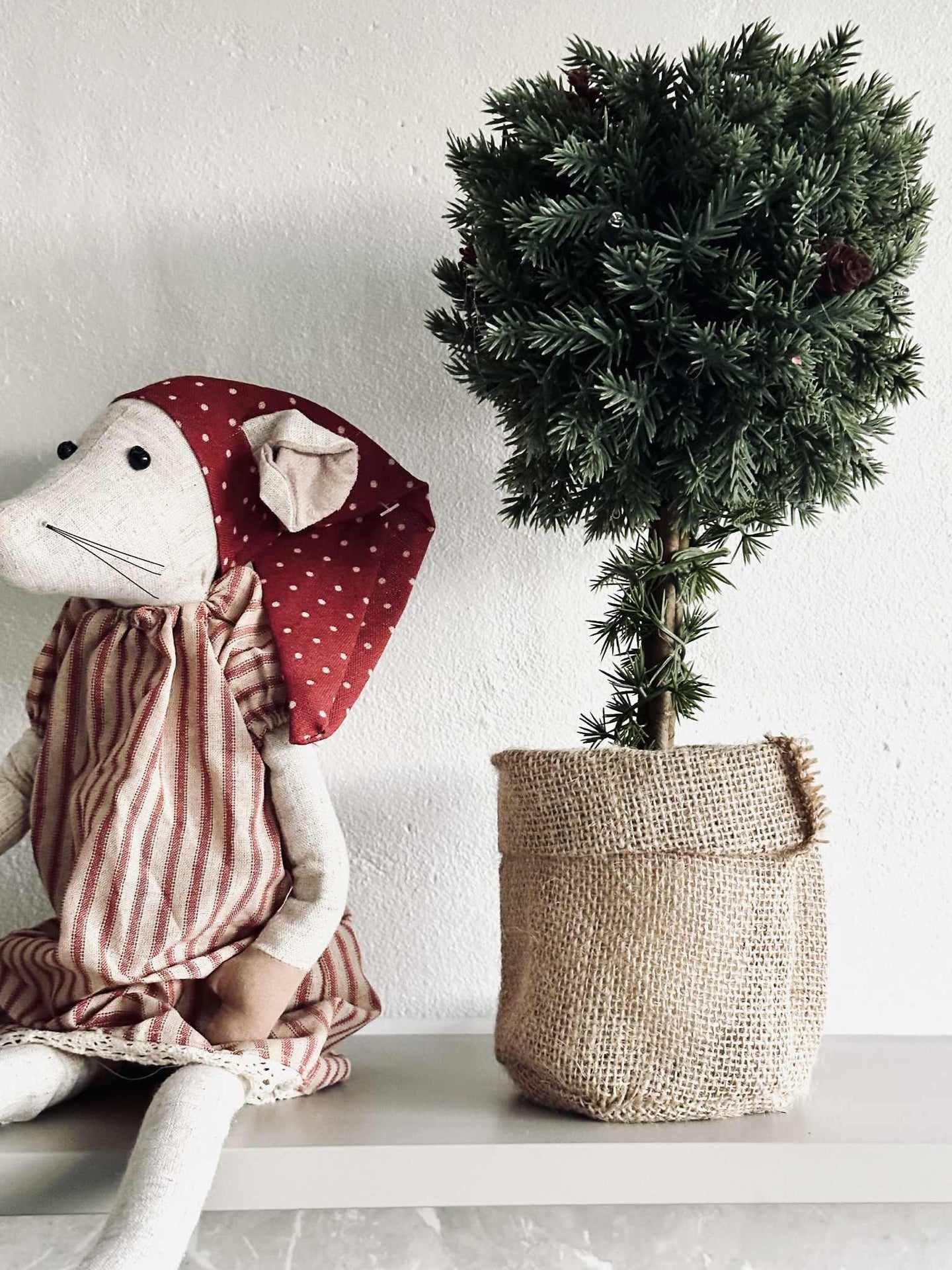 Baum mit Lichterkette - 36 cm.