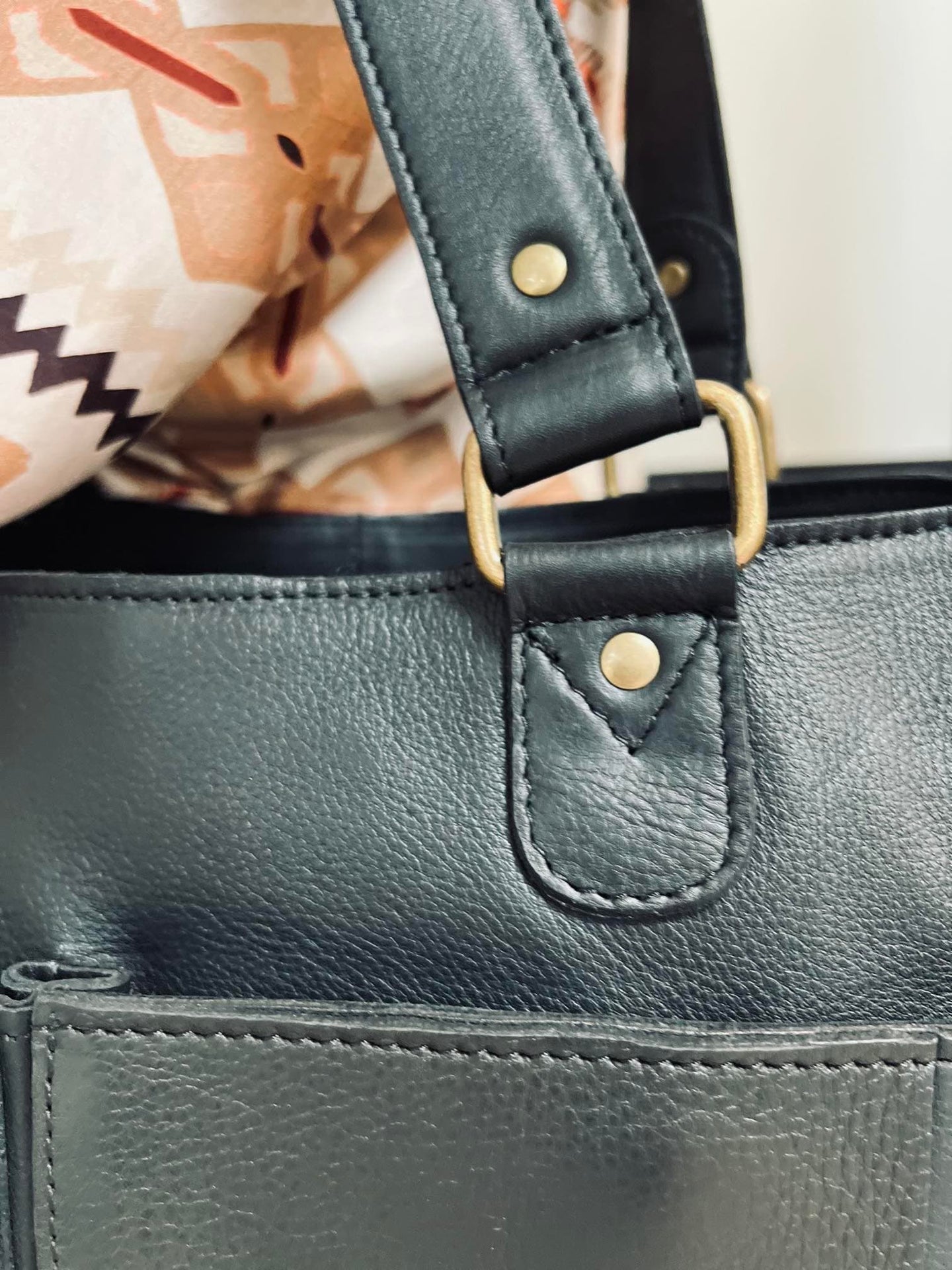 Elegant arbejdstaske / shopper - Sort - VIAMAJA.DK