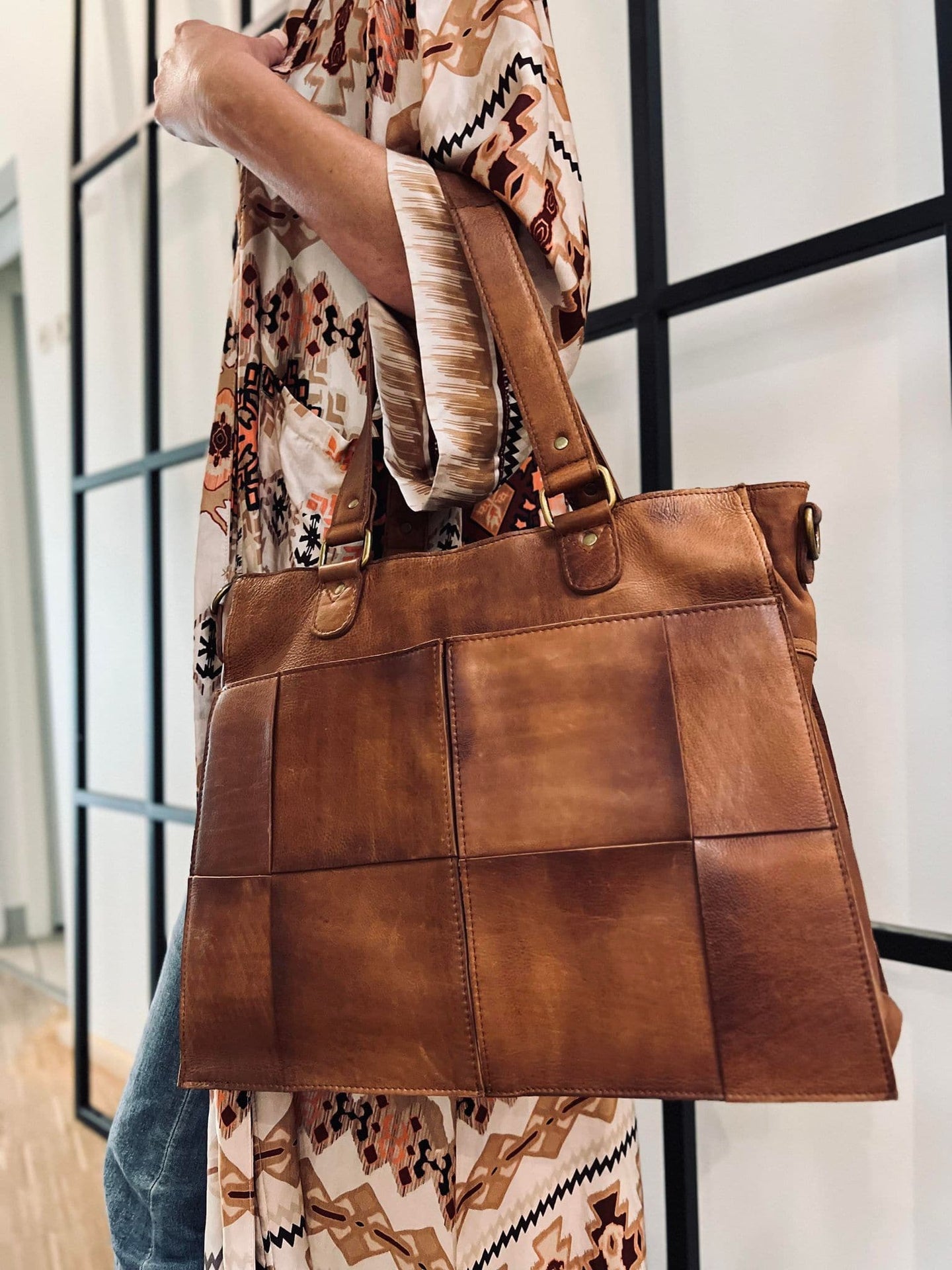 Elegant arbejdstaske / shopper - Walnut - VIAMAJA.DK