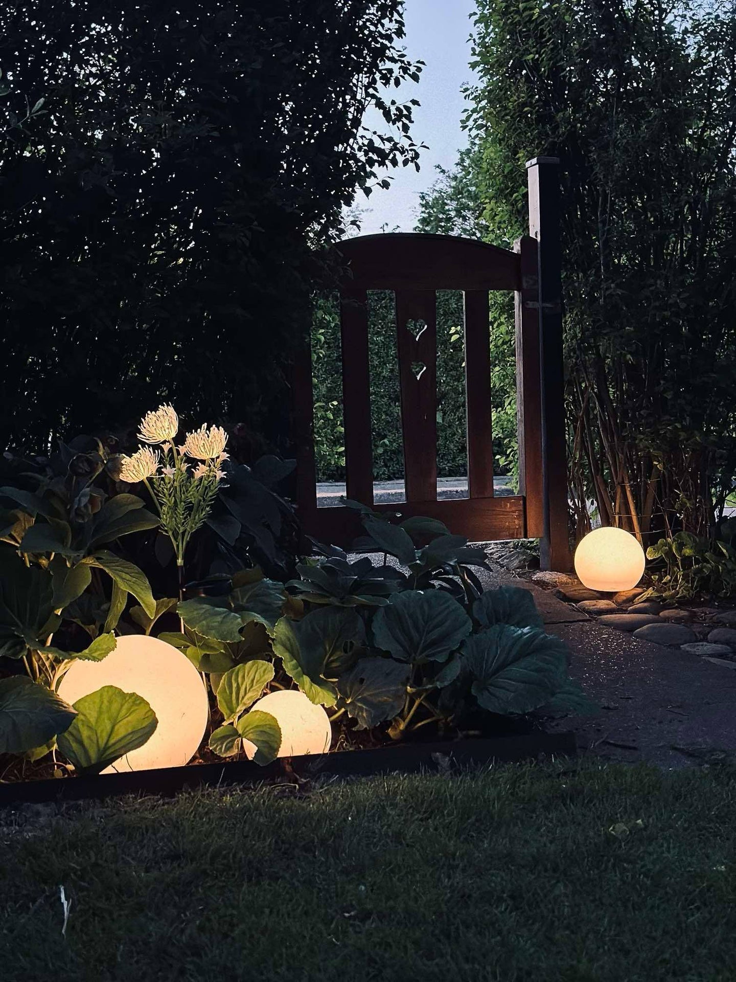 Leuchtkugeln mit Solarzellen – Set mit 3 Stk
