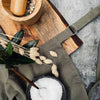 Schürze mit Tasche – Salbei