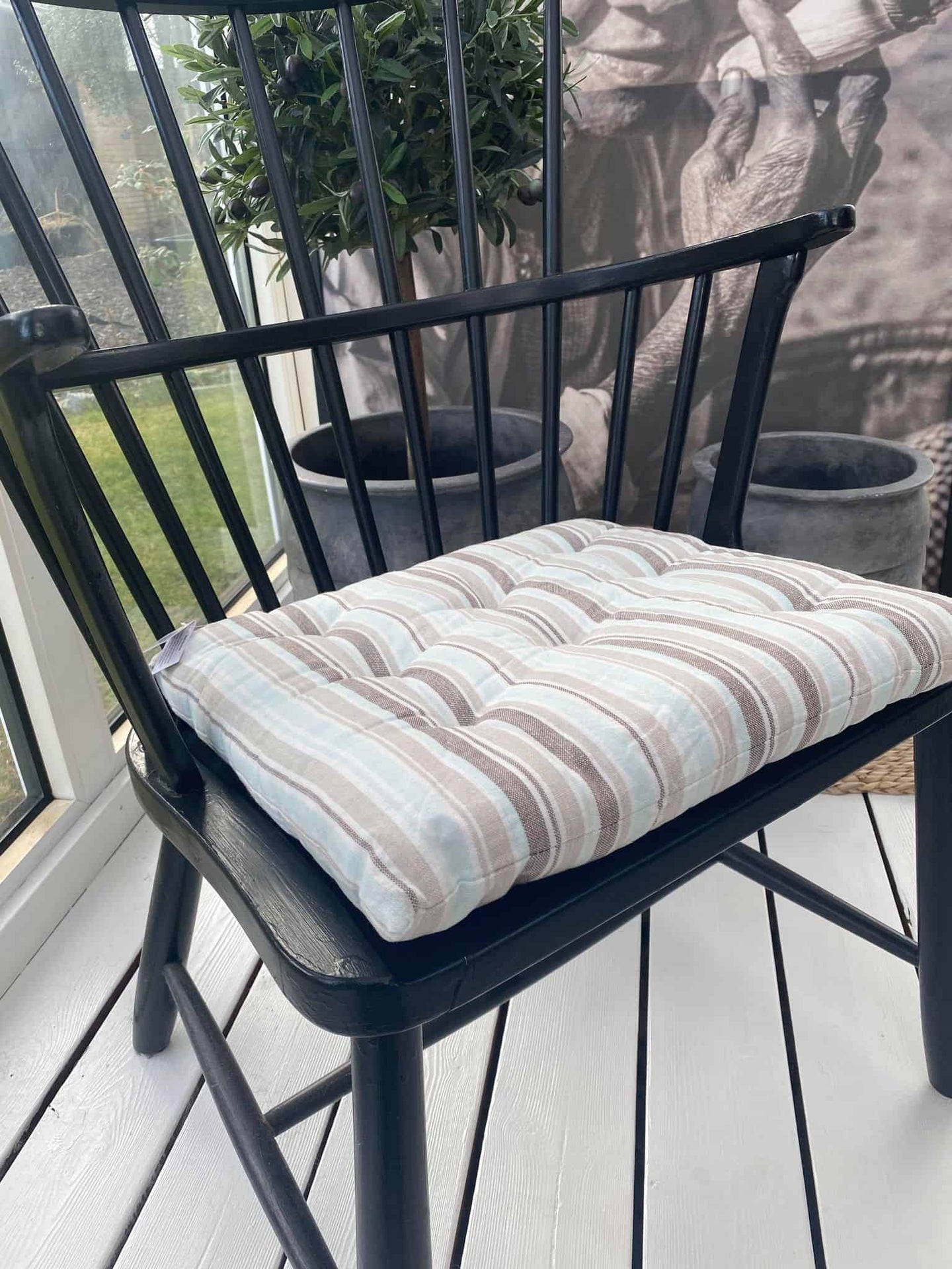 Futon hynde – Stribet lyseblå / sand – 40×40 - VIAMAJA.DK