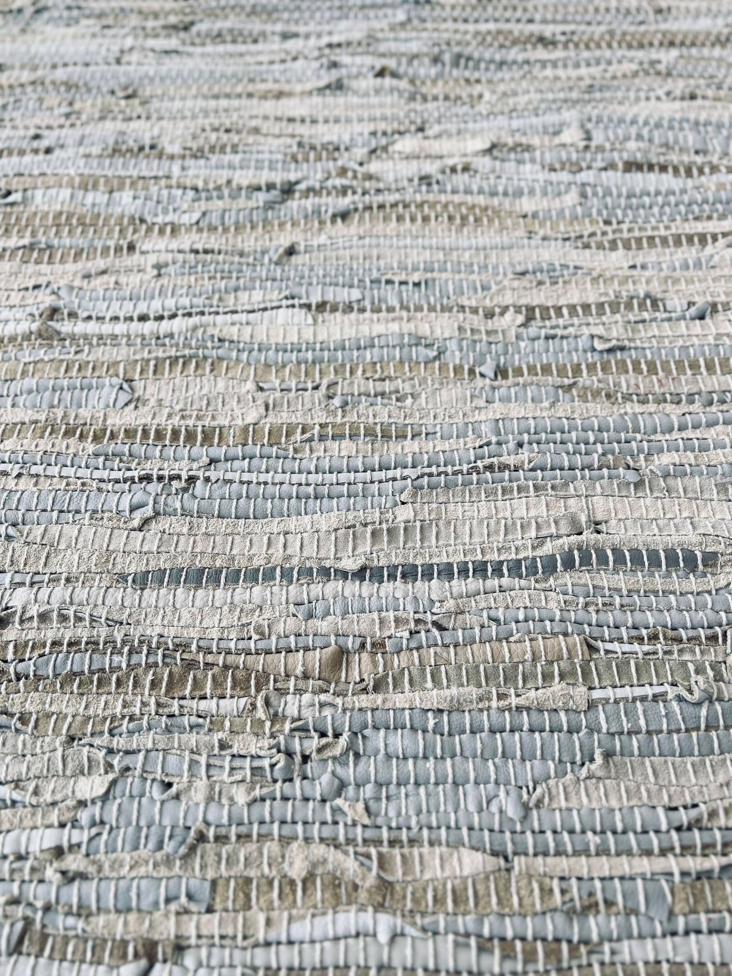 Gulvtæppe – 140x200cm Natur læder - VIAMAJA.DK