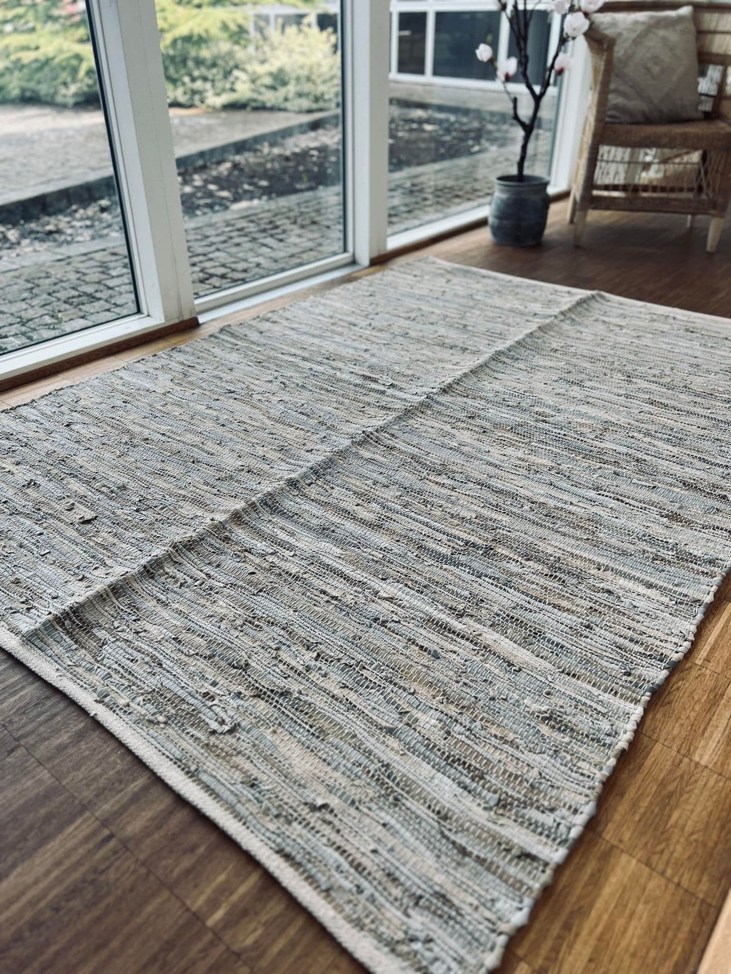 Gulvtæppe – 140x200cm Natur læder - VIAMAJA.DK
