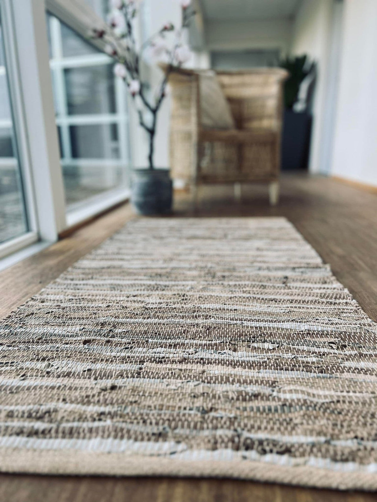 Gulvtæppe i læder - 70x140cm Beige - VIAMAJA.DK