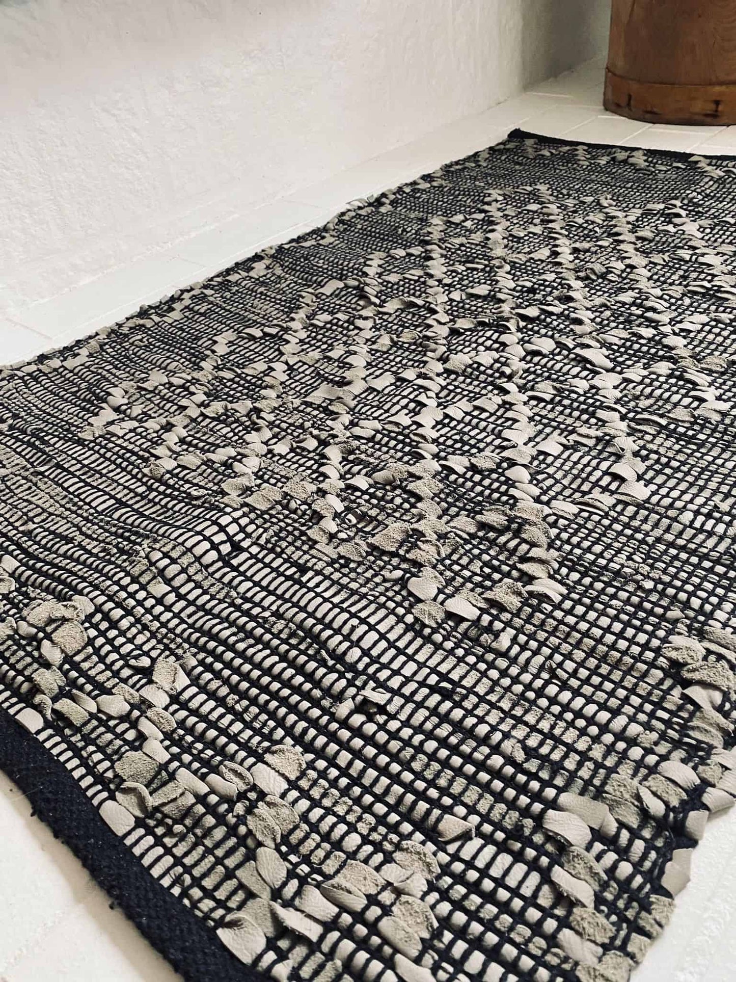 Gulvtæppe i skind - Grå 60x90cm - VIAMAJA.DK