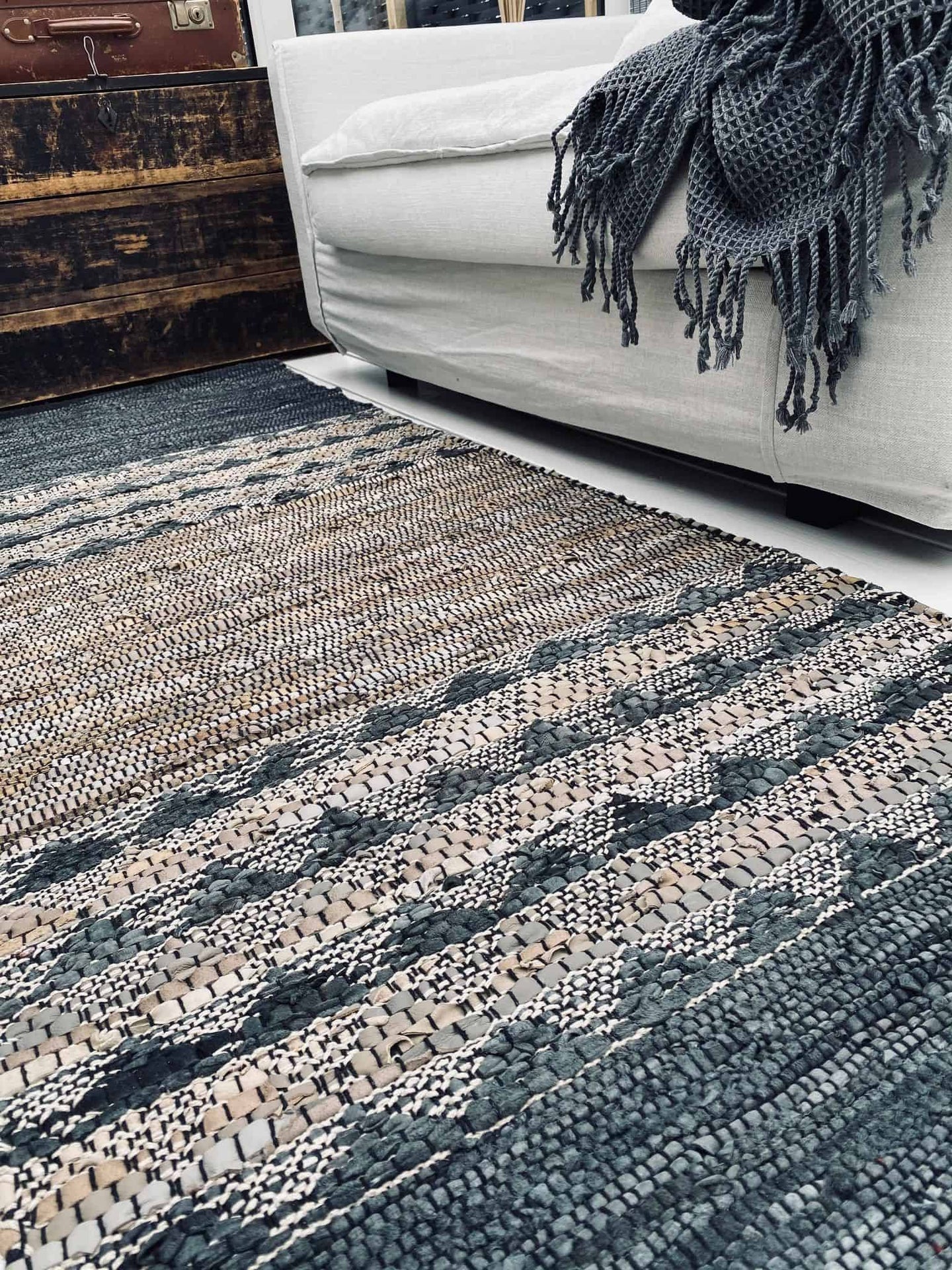 Gulvtæppe i skind - Naturfarvet mønster - 70x200cm - VIAMAJA.DK