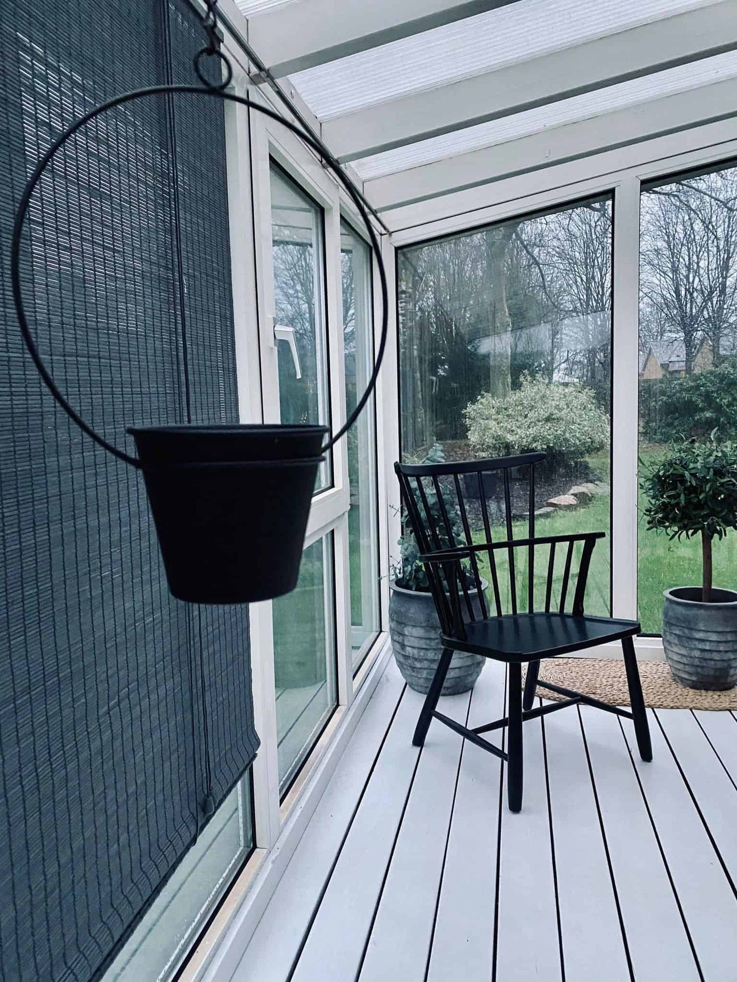Hængepotte - Skjuler m/ophæng - Lille - VIAMAJA.DK