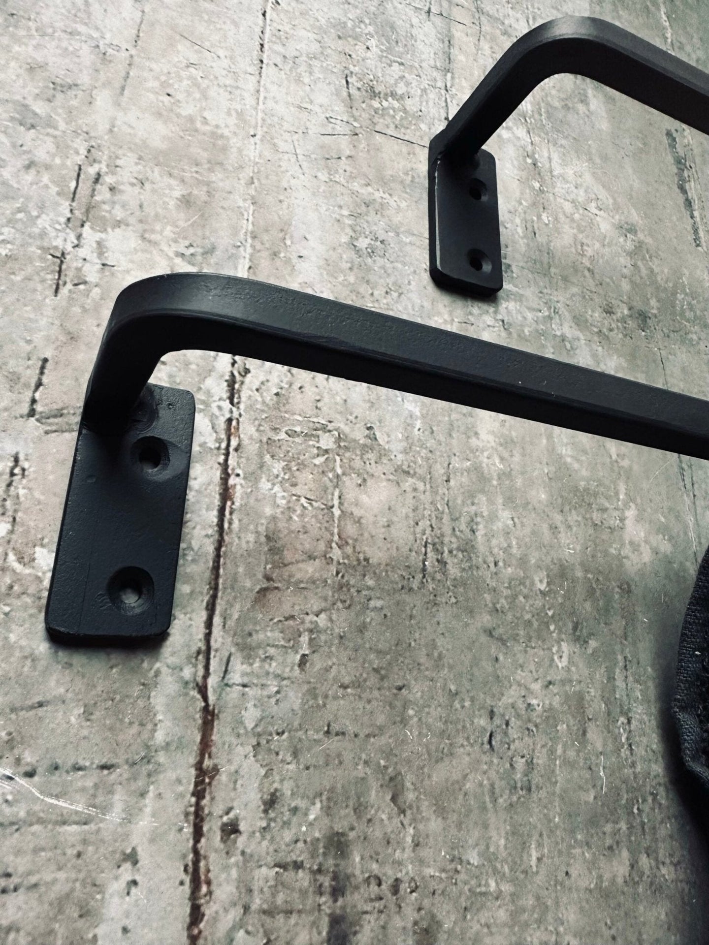 Håndklædeholder - Black 60cm - VIAMAJA.DK