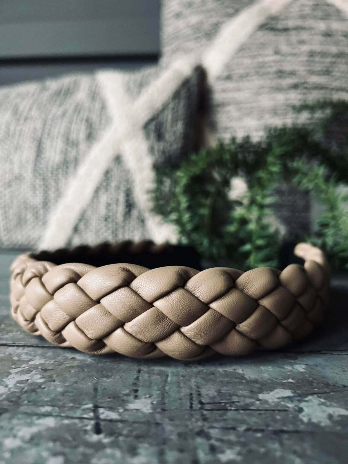 Hårbøjle - Bred beige - VIAMAJA.DK