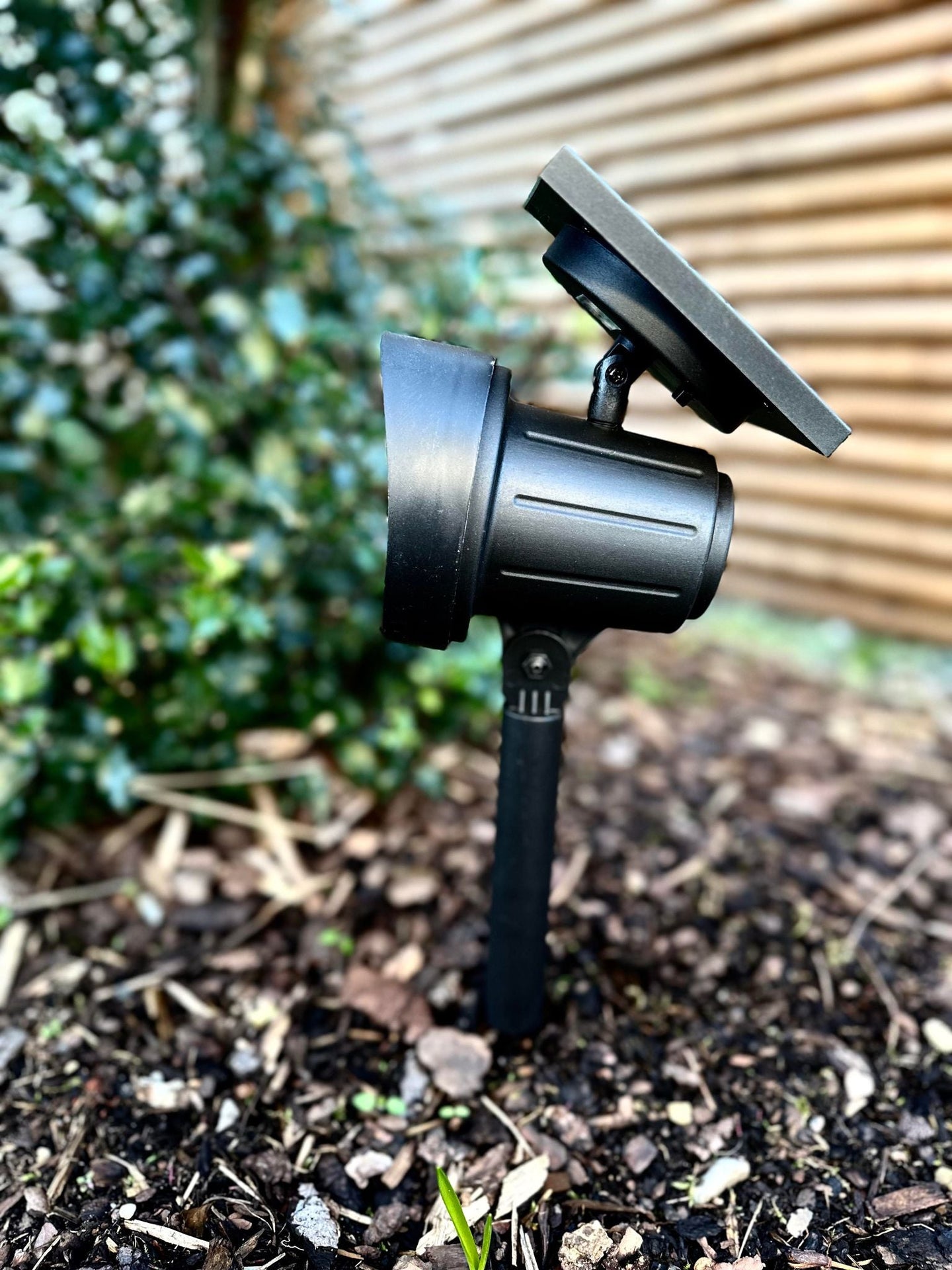 Havespot med solceller – Large - VIAMAJA.DK