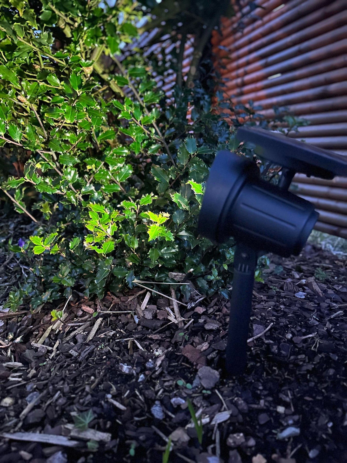 Havespot med solceller – Large - VIAMAJA.DK