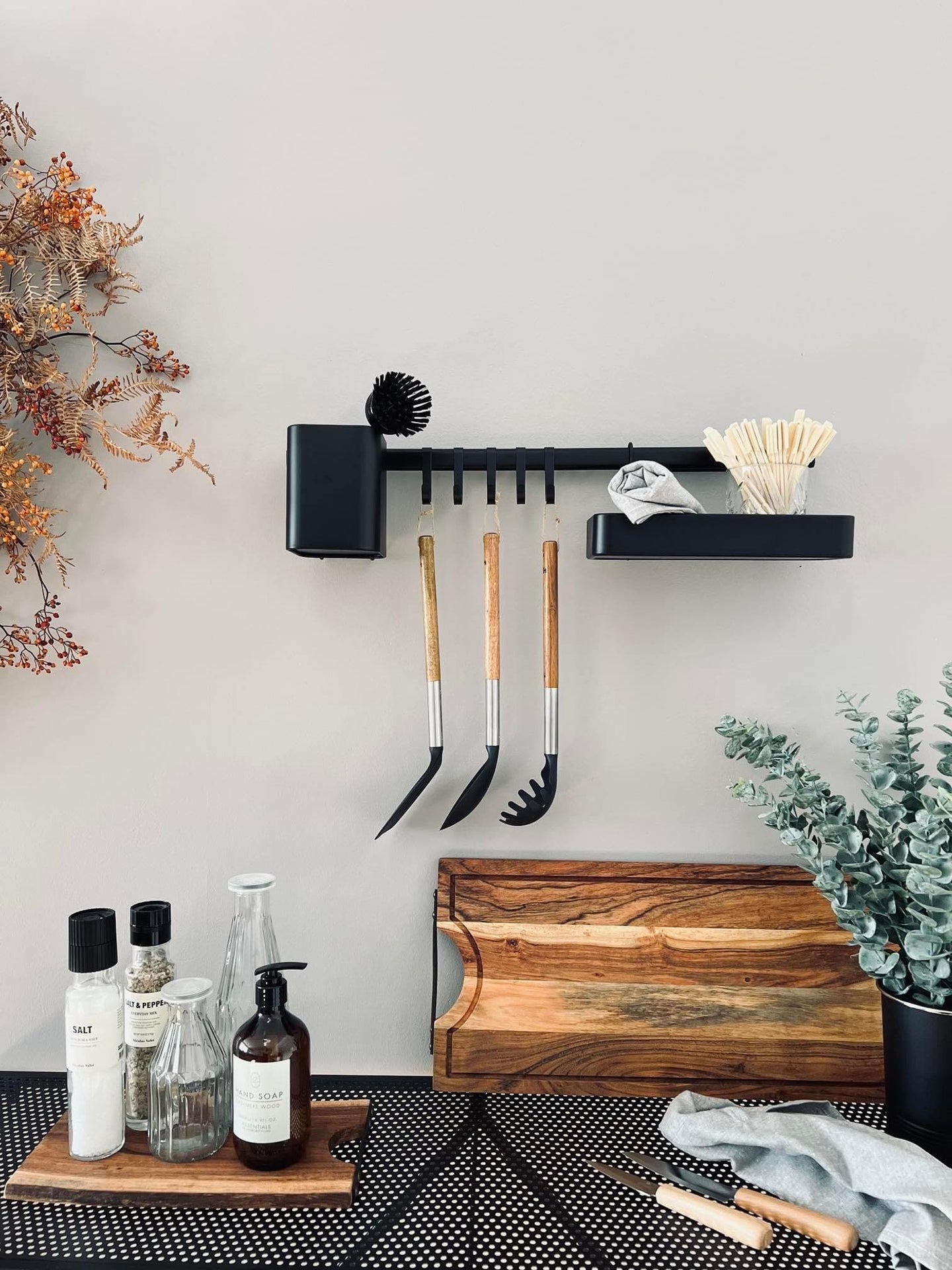 Hylde - Black ORGANIZER  - VIAMAJA.DK