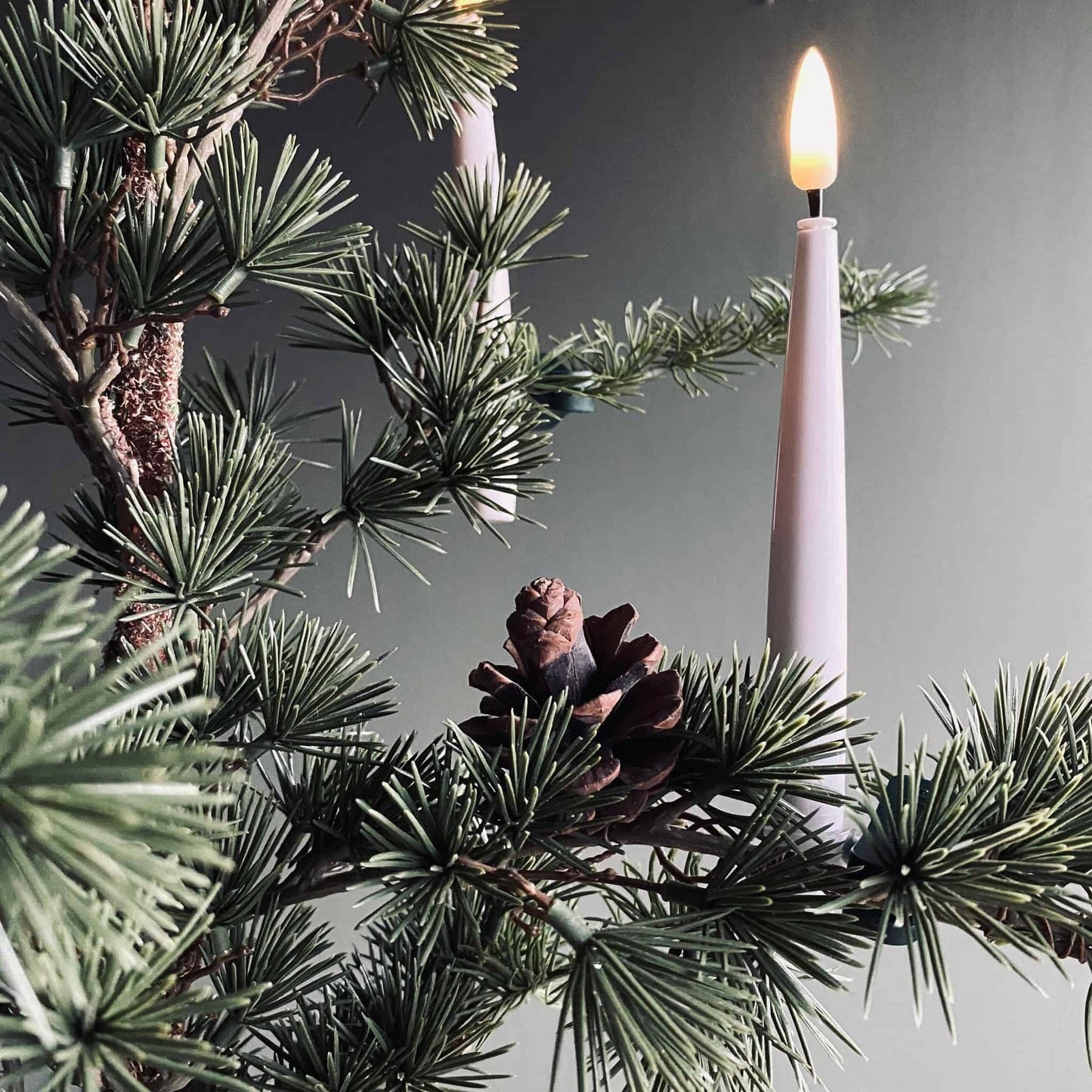 Juletræslys med 10 lys på klemme - 3d væge // Ink fjernbetjening - VIAMAJA.DK