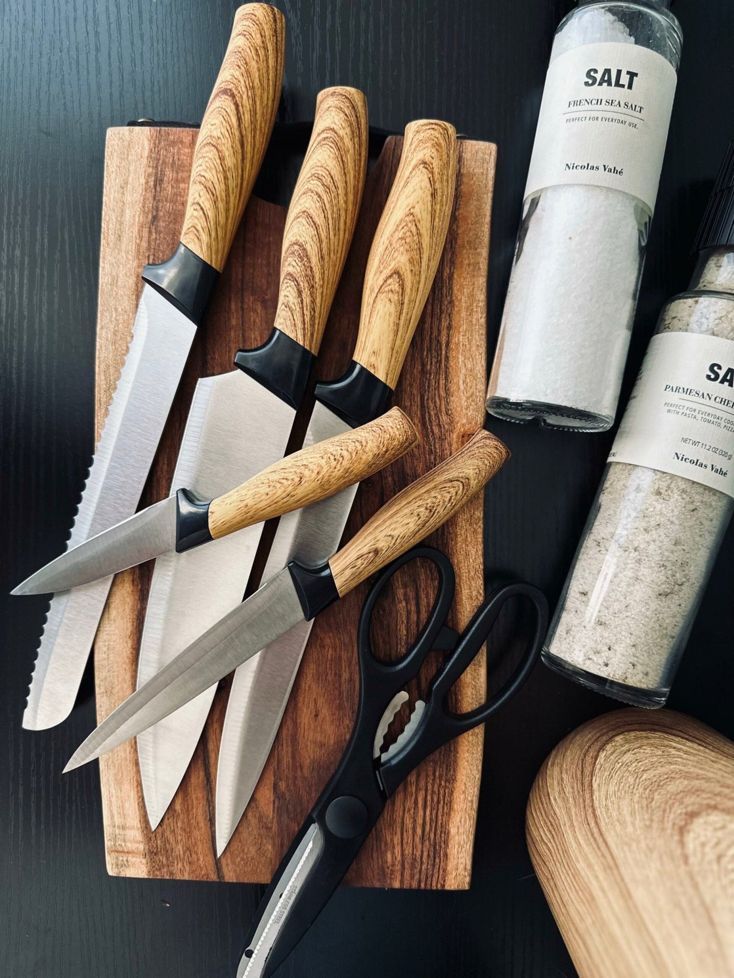 Knivblok med 5 knive og saks - VIAMAJA.DK