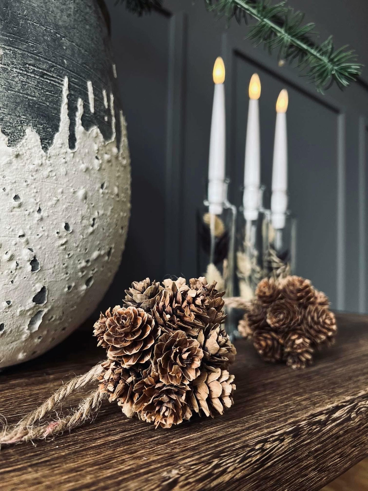 Kogle kugle med ophæng - VIAMAJA.DK