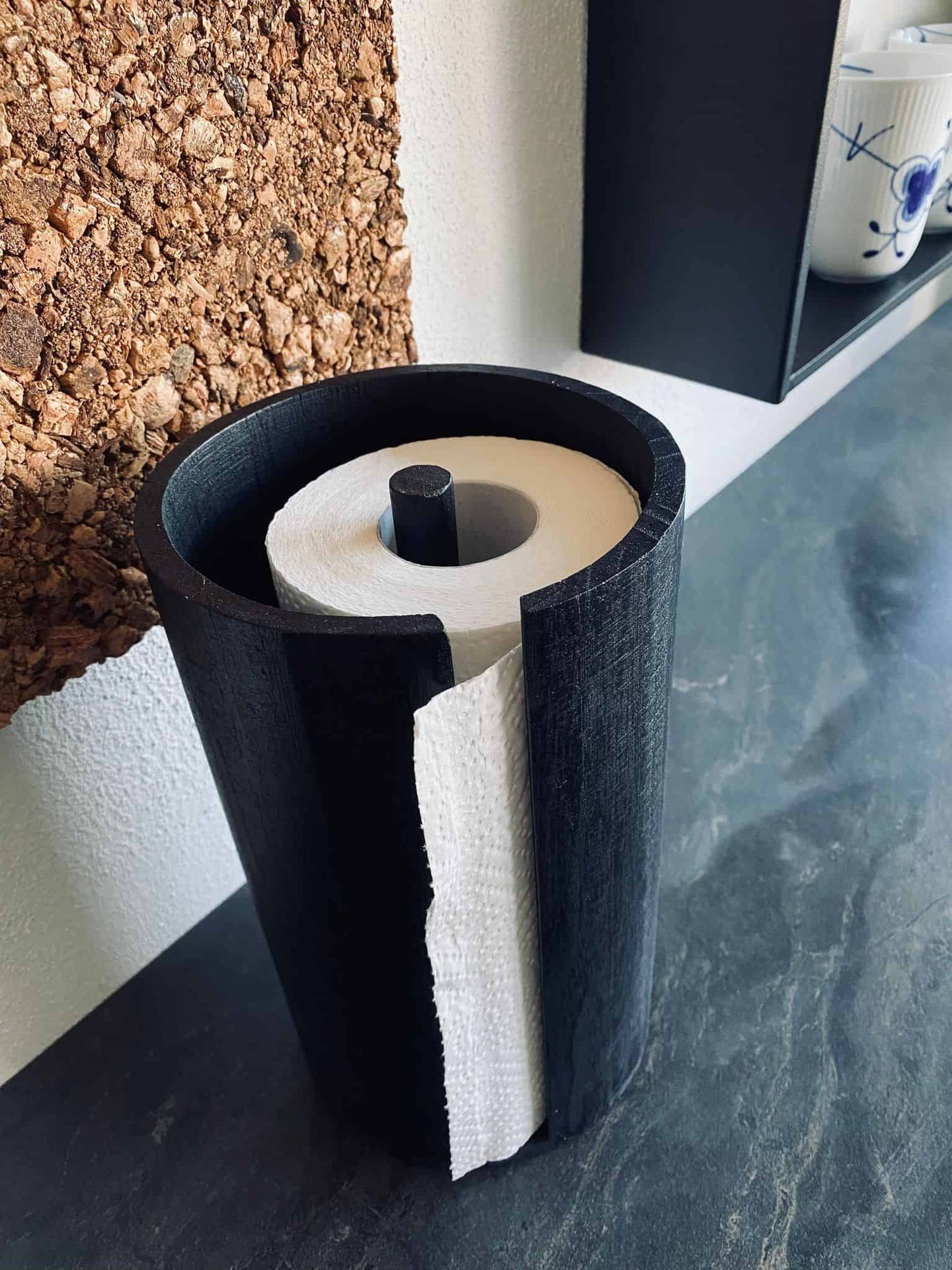 Køkkenrulleholder, Sort - VIAMAJA.DK