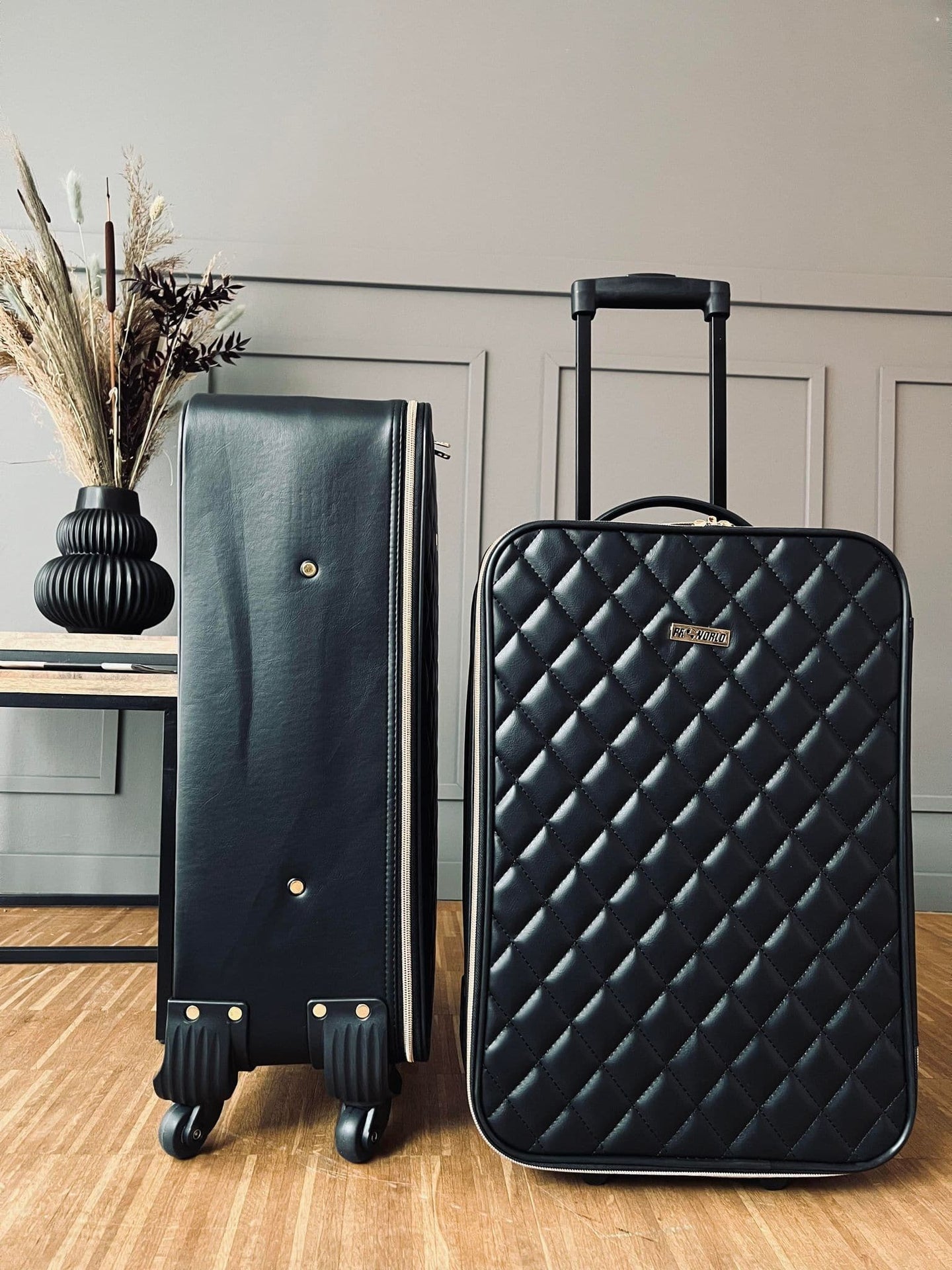 Kuffert sæt af 2 stk - Black Quilted - VIAMAJA.DK